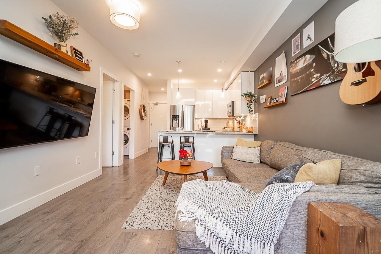 Photo 10 of 107 20175 53 Avenue, Langley BC