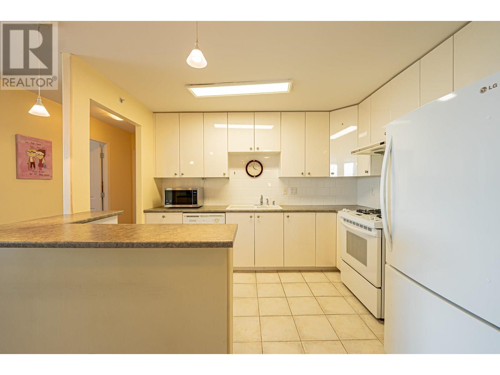 Photo 23 of 1505 7080 St Albans Road, Richmond BC