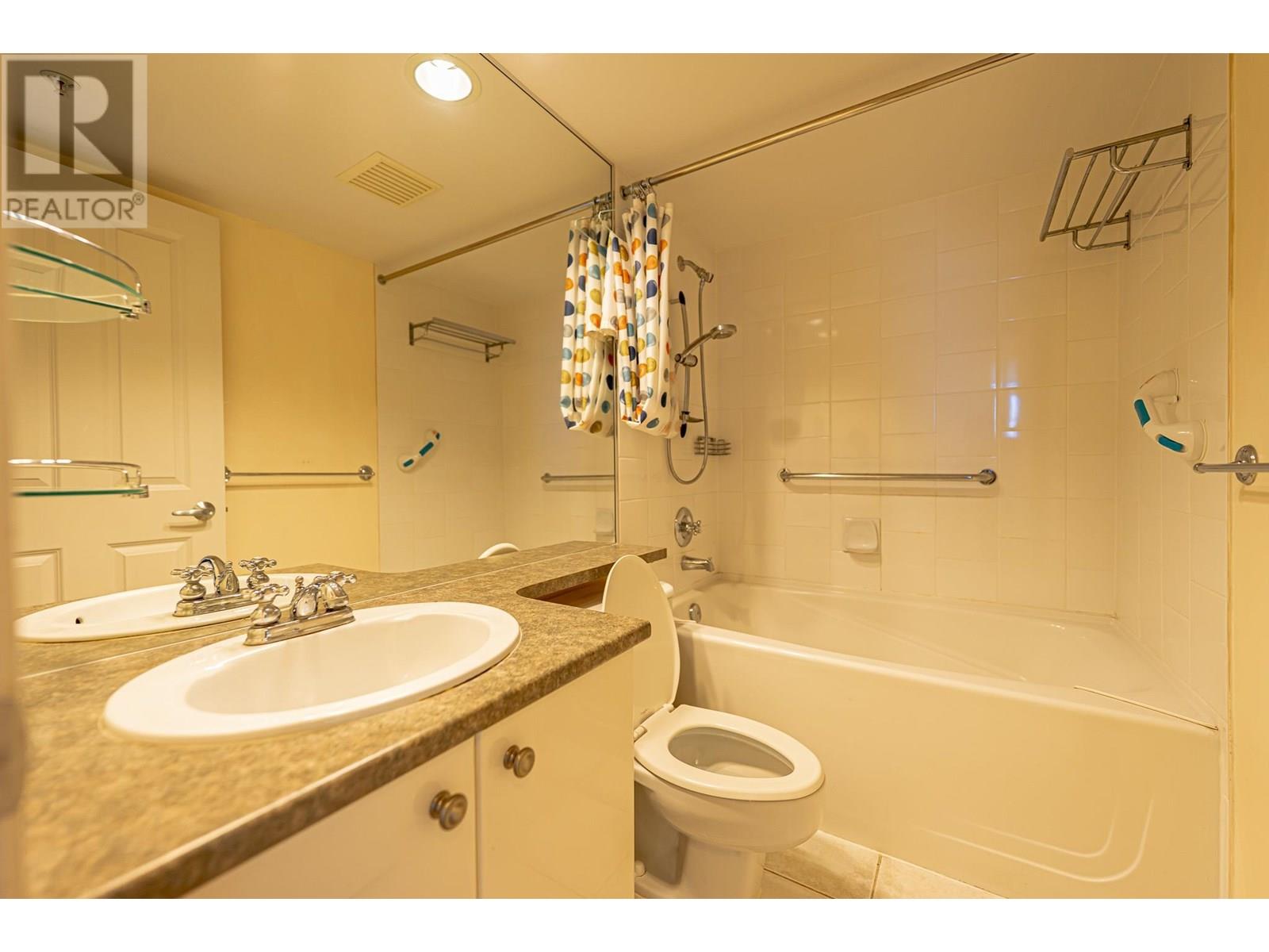 Photo 18 of 1505 7080 St Albans Road, Richmond BC