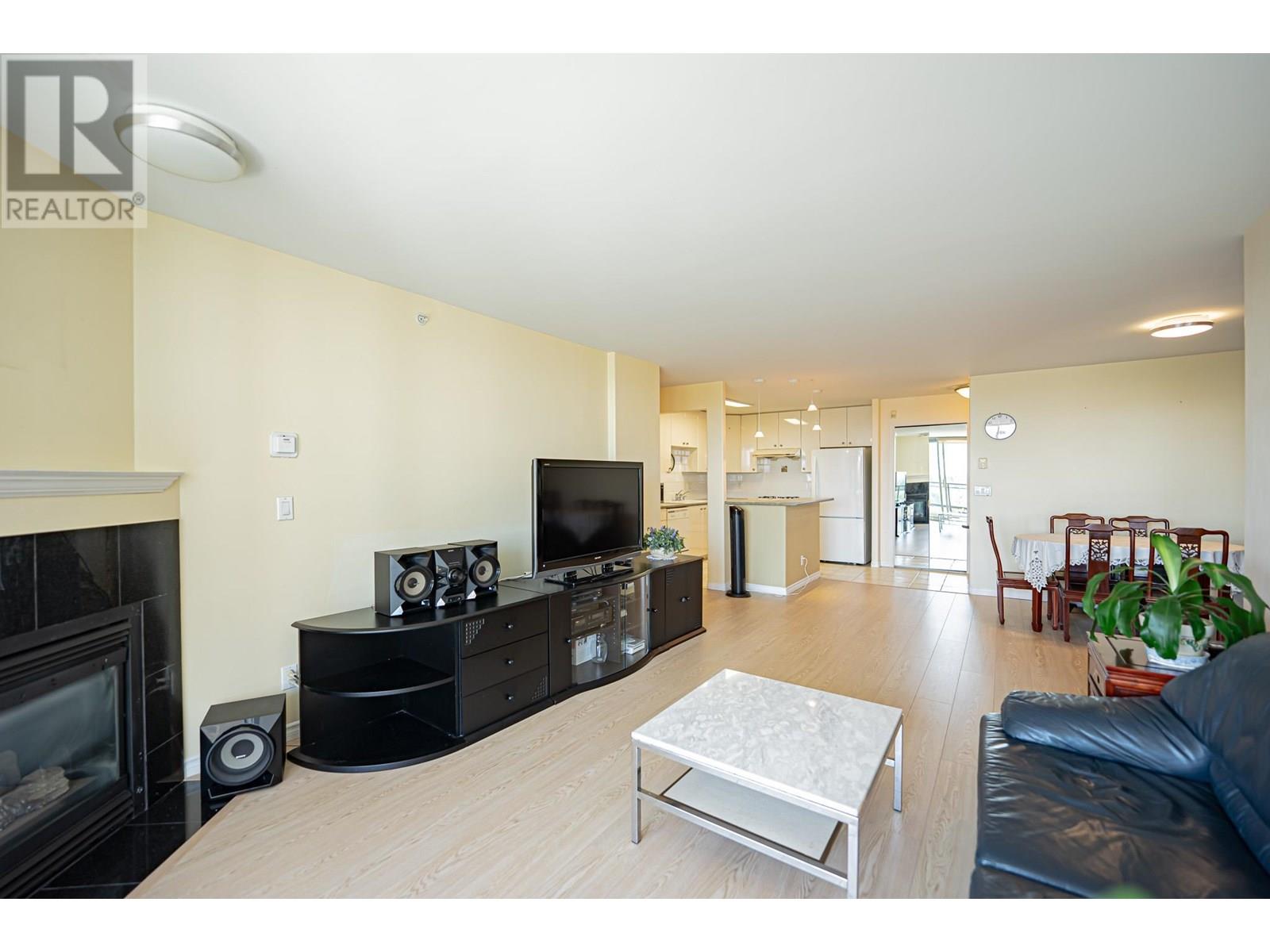 Photo 7 of 1505 7080 St Albans Road, Richmond BC