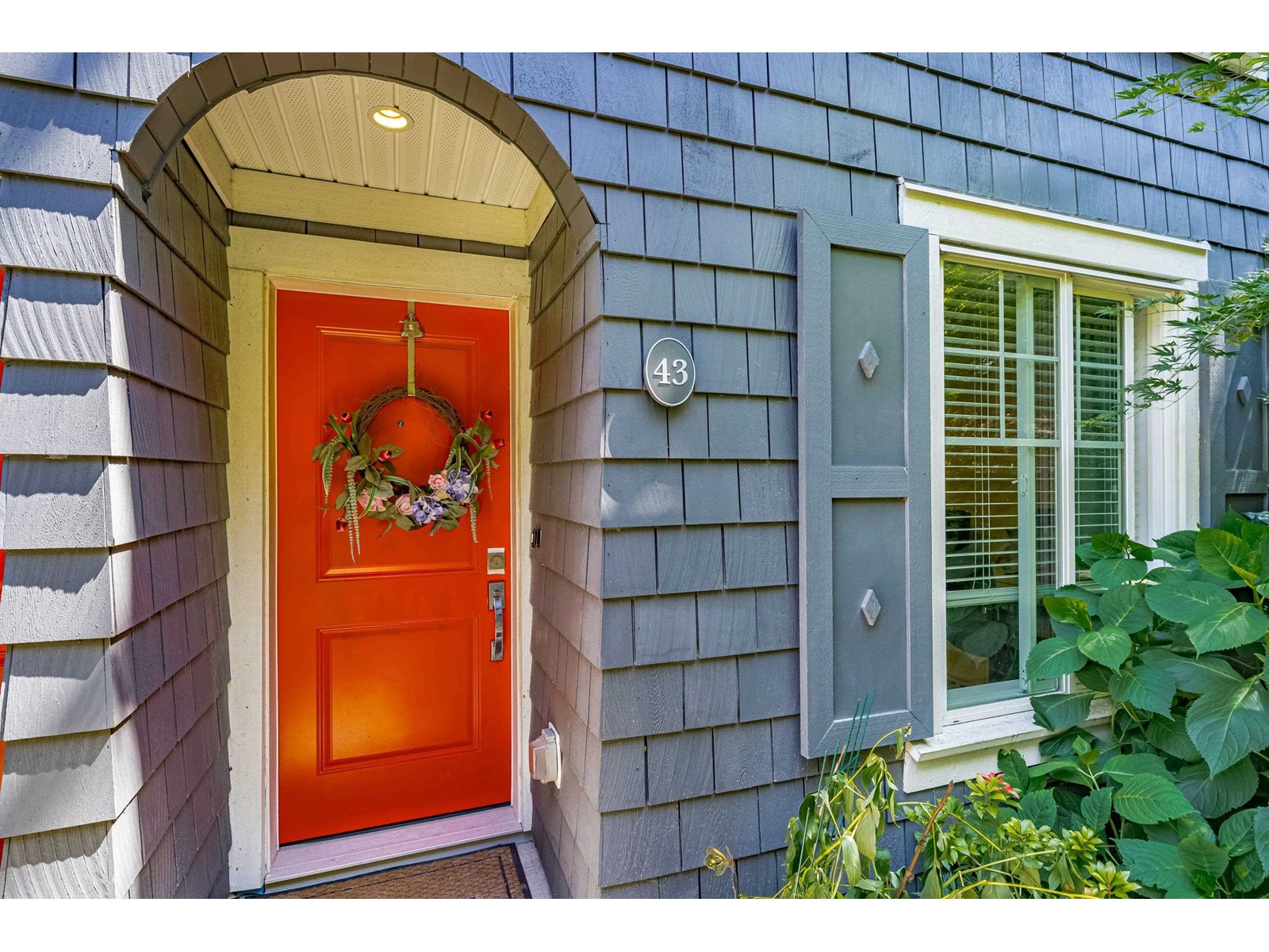Photo 4 of 43 15340 Guildford Drive Drive, Surrey BC