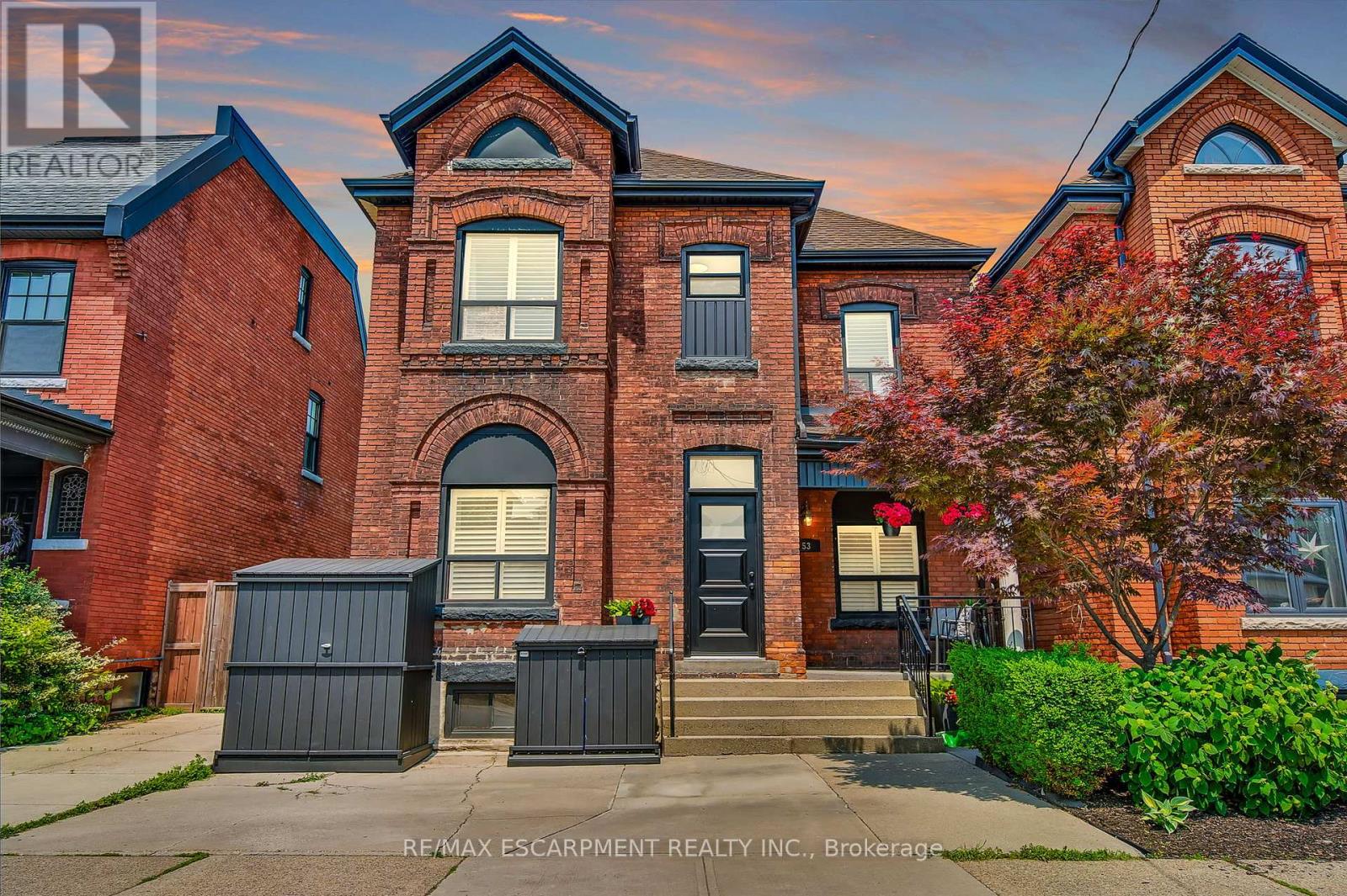 Photo 2 of 53 Murray Street E, Hamilton ON