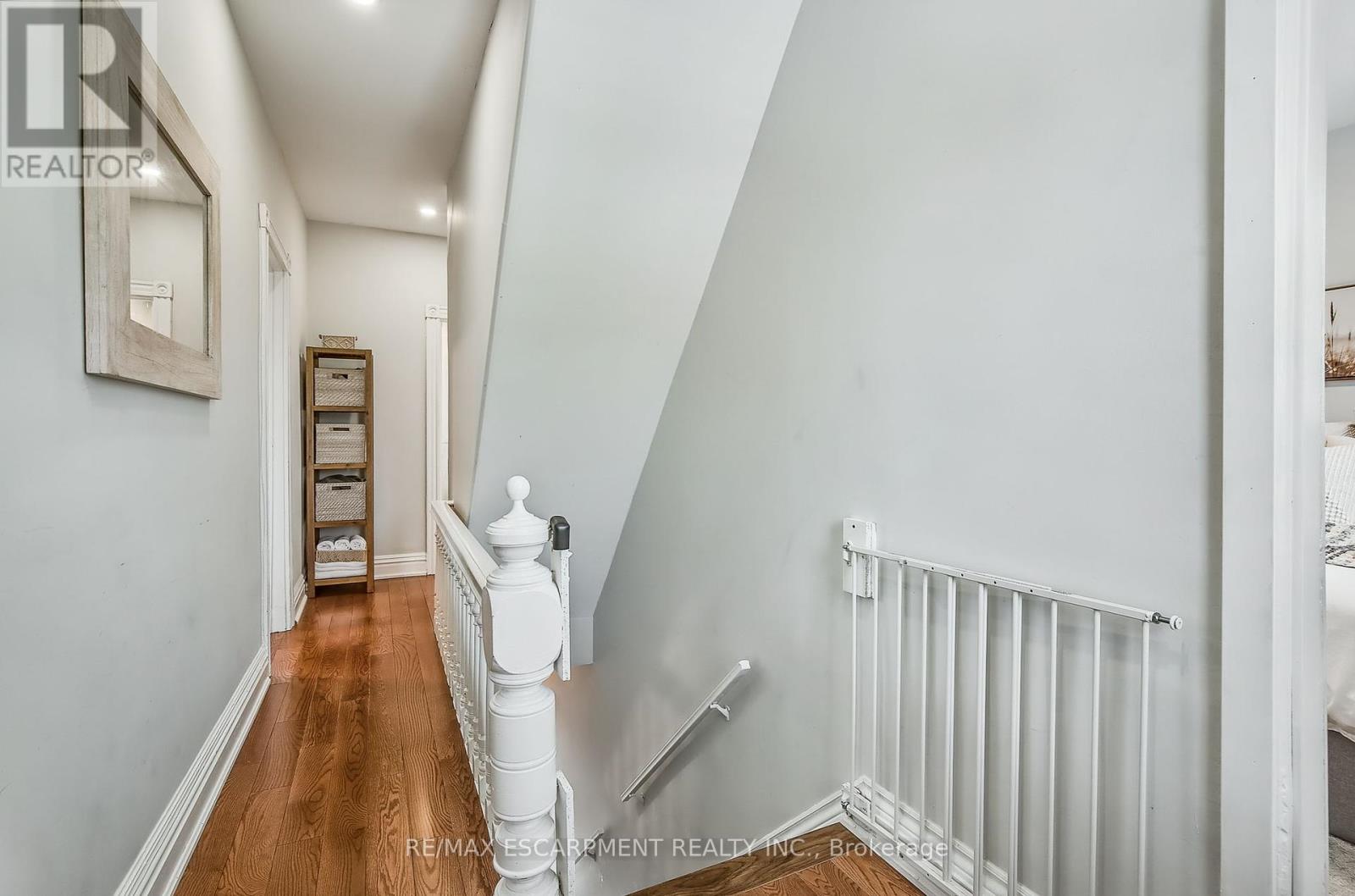 Photo 23 of 53 Murray Street E, Hamilton ON