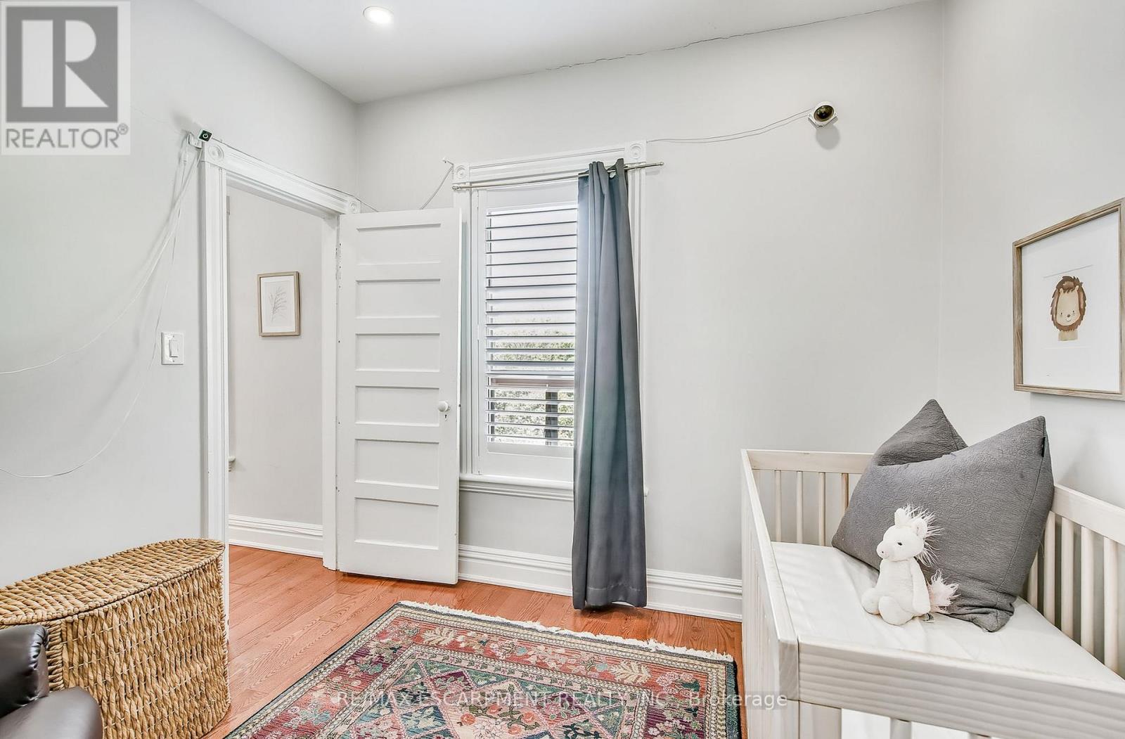 Photo 9 of 53 Murray Street E, Hamilton ON
