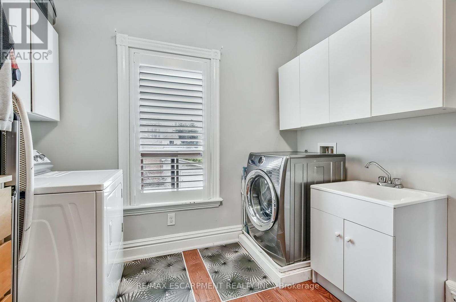 Photo 15 of 53 Murray Street E, Hamilton ON