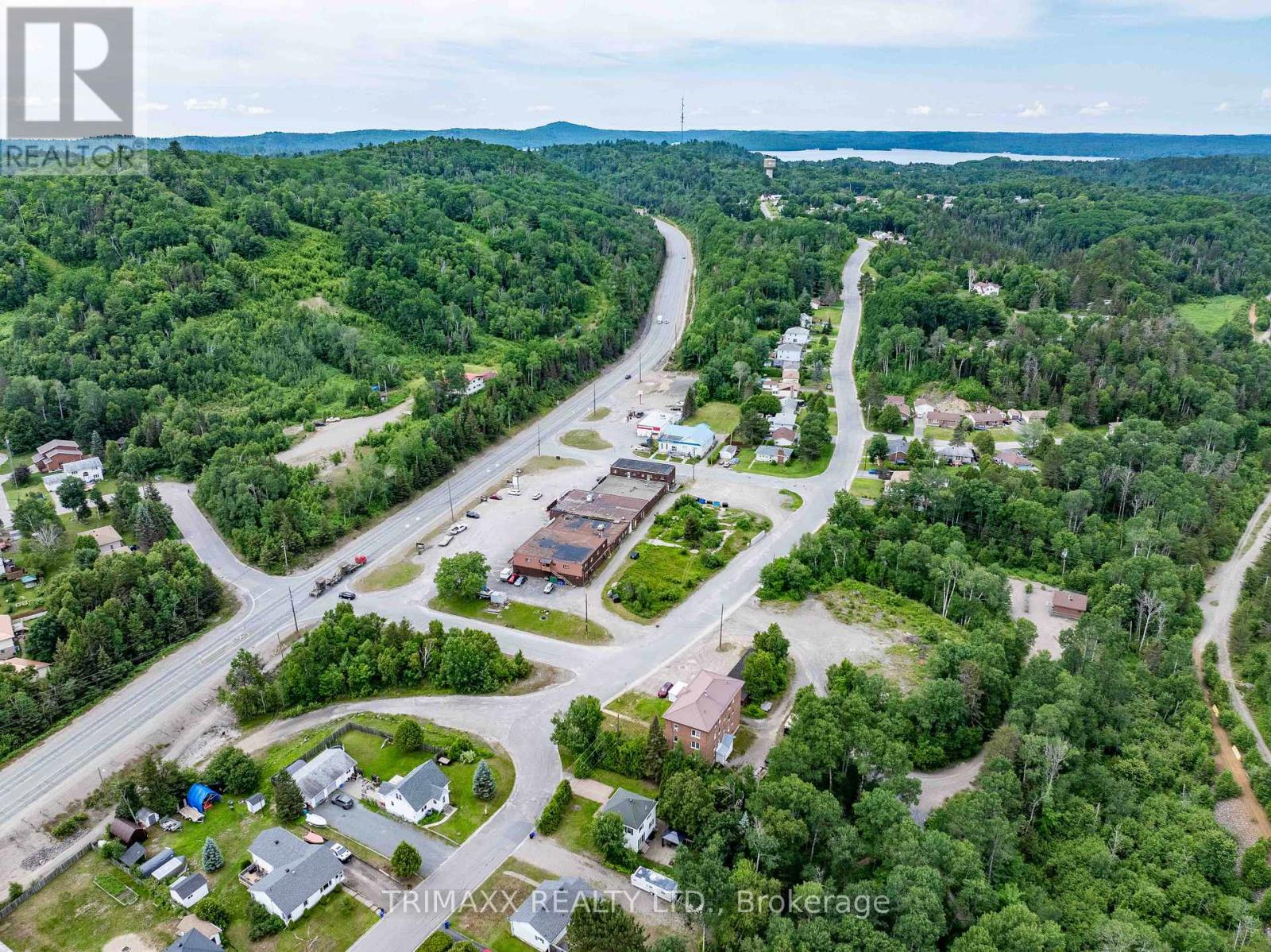 Photo 13 of 8 9 6 Regional Road, Greater Sudbury ON