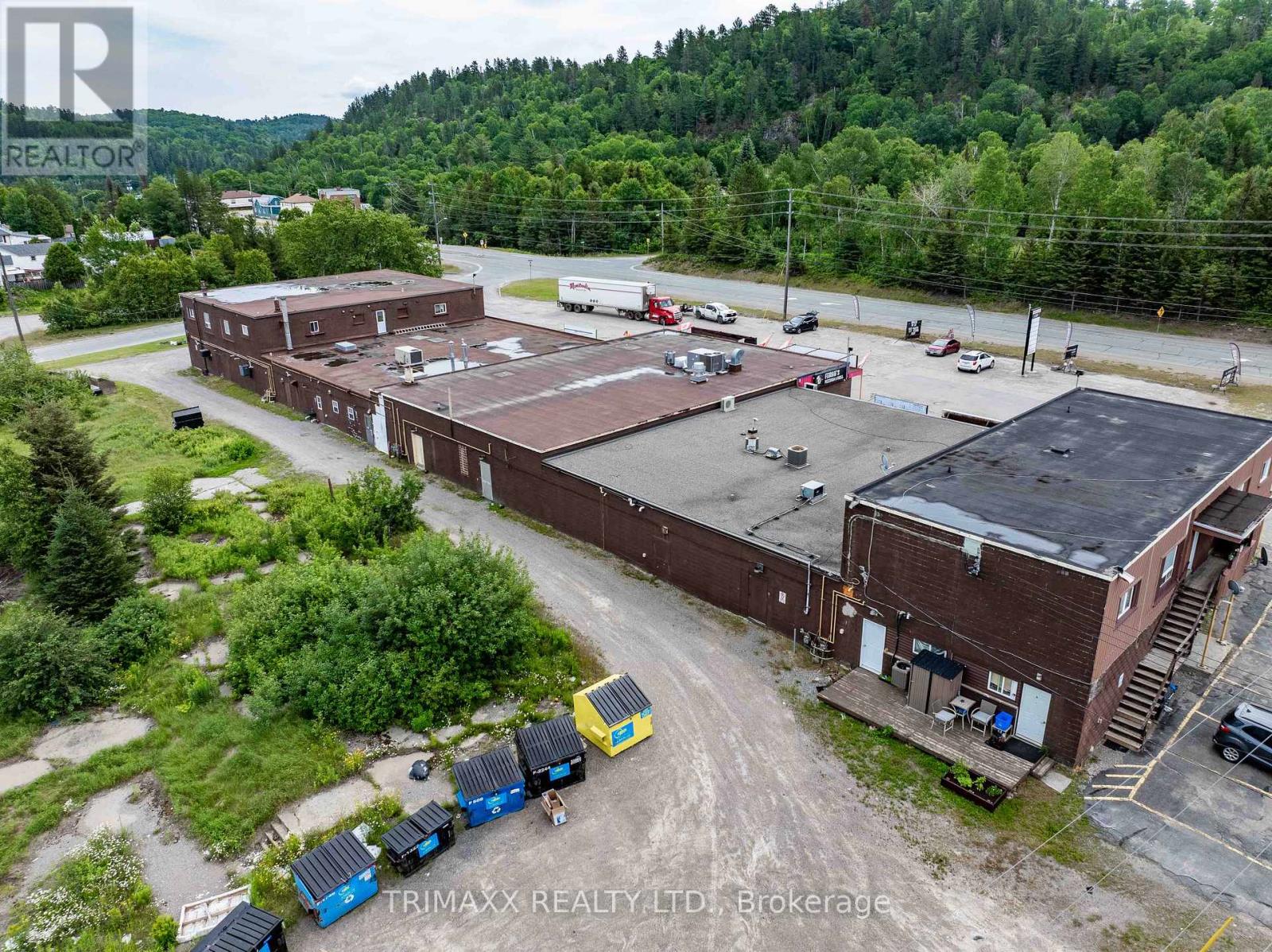 Photo 36 of 8 9 6 Regional Road, Greater Sudbury ON