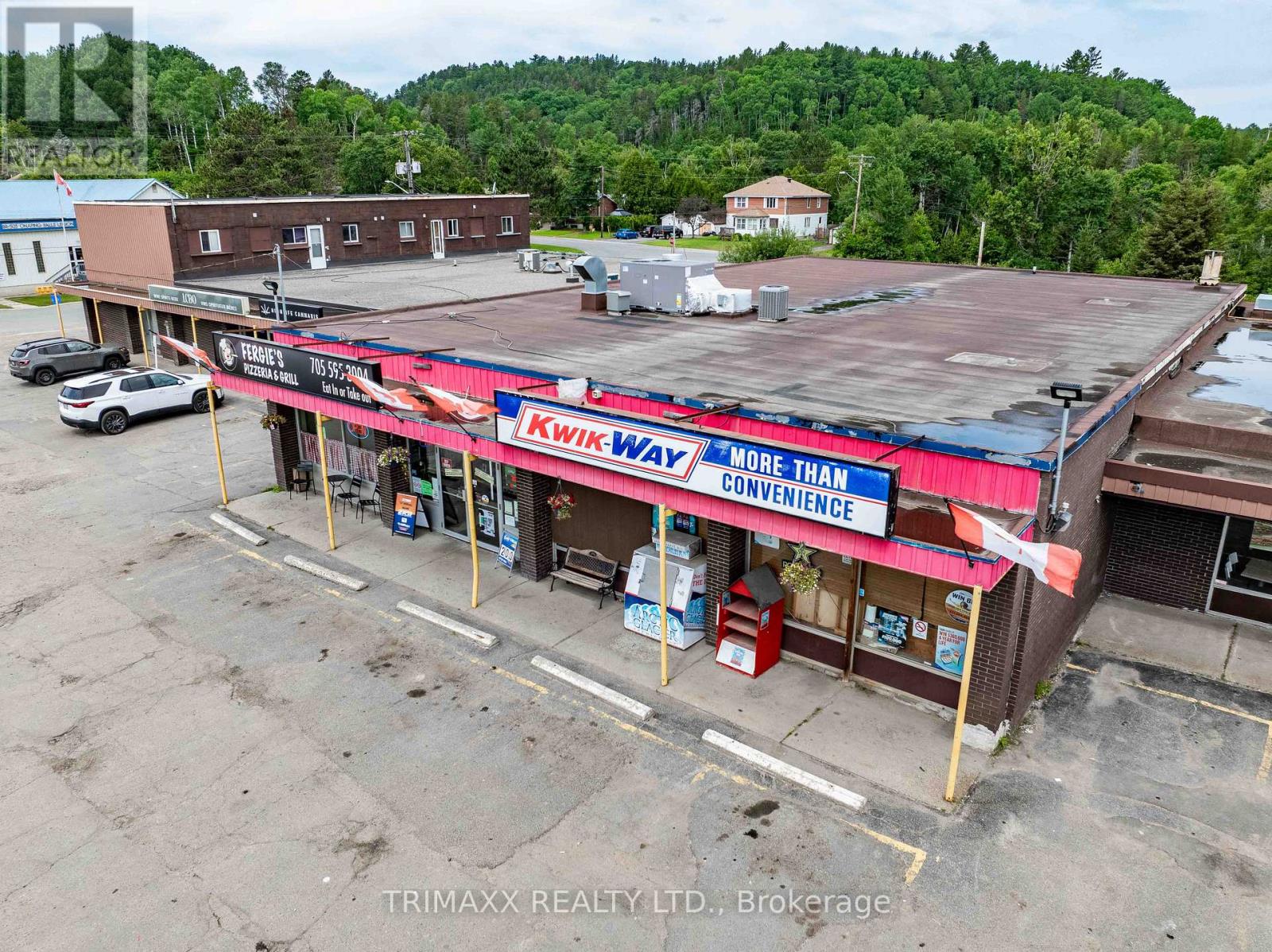 Photo 40 of 8 9 6 Regional Road, Greater Sudbury ON