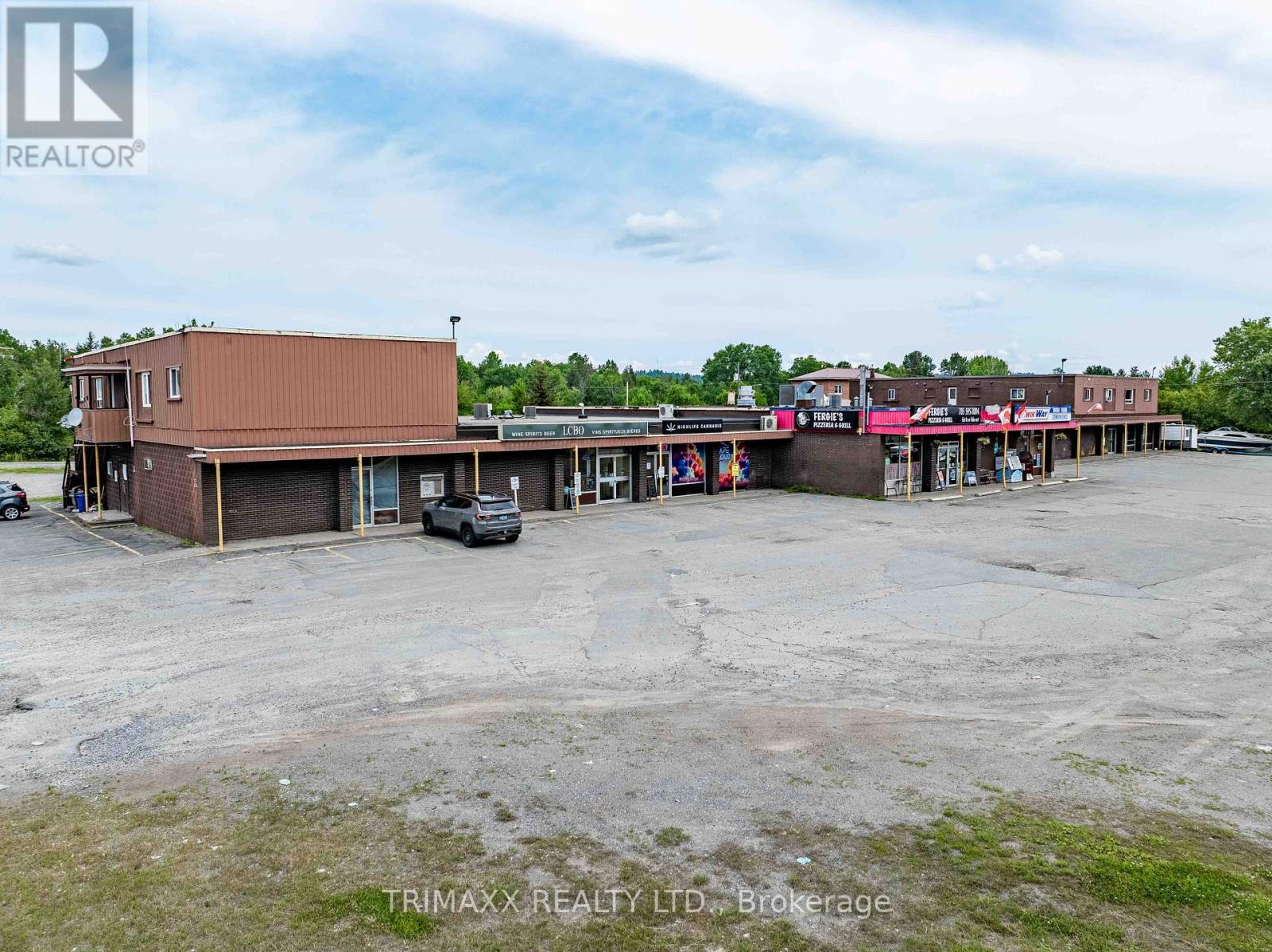 Photo 19 of 8 9 6 Regional Road, Greater Sudbury ON