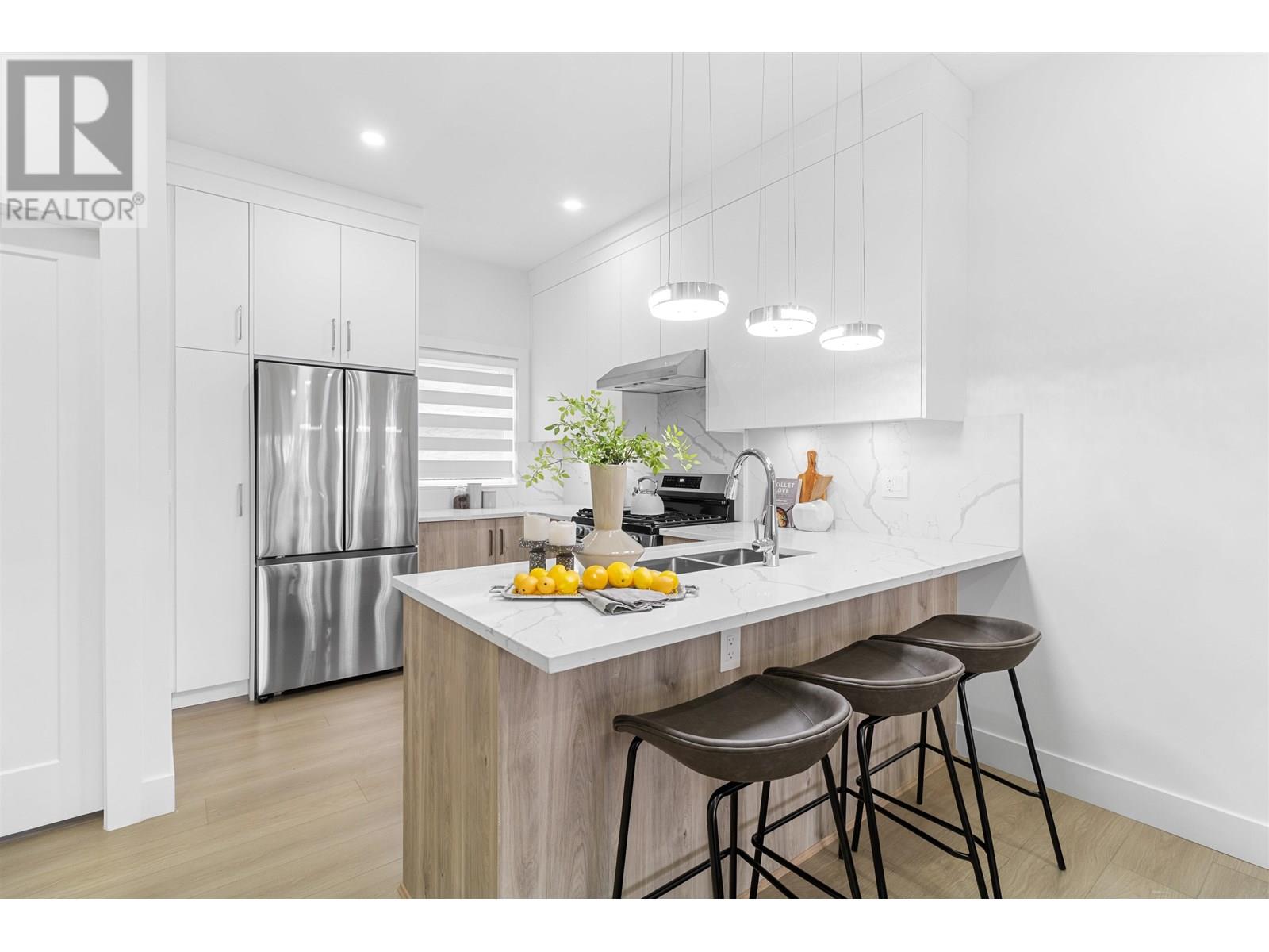 Photo 12 of 1 22551 Westminster Highway, Richmond BC