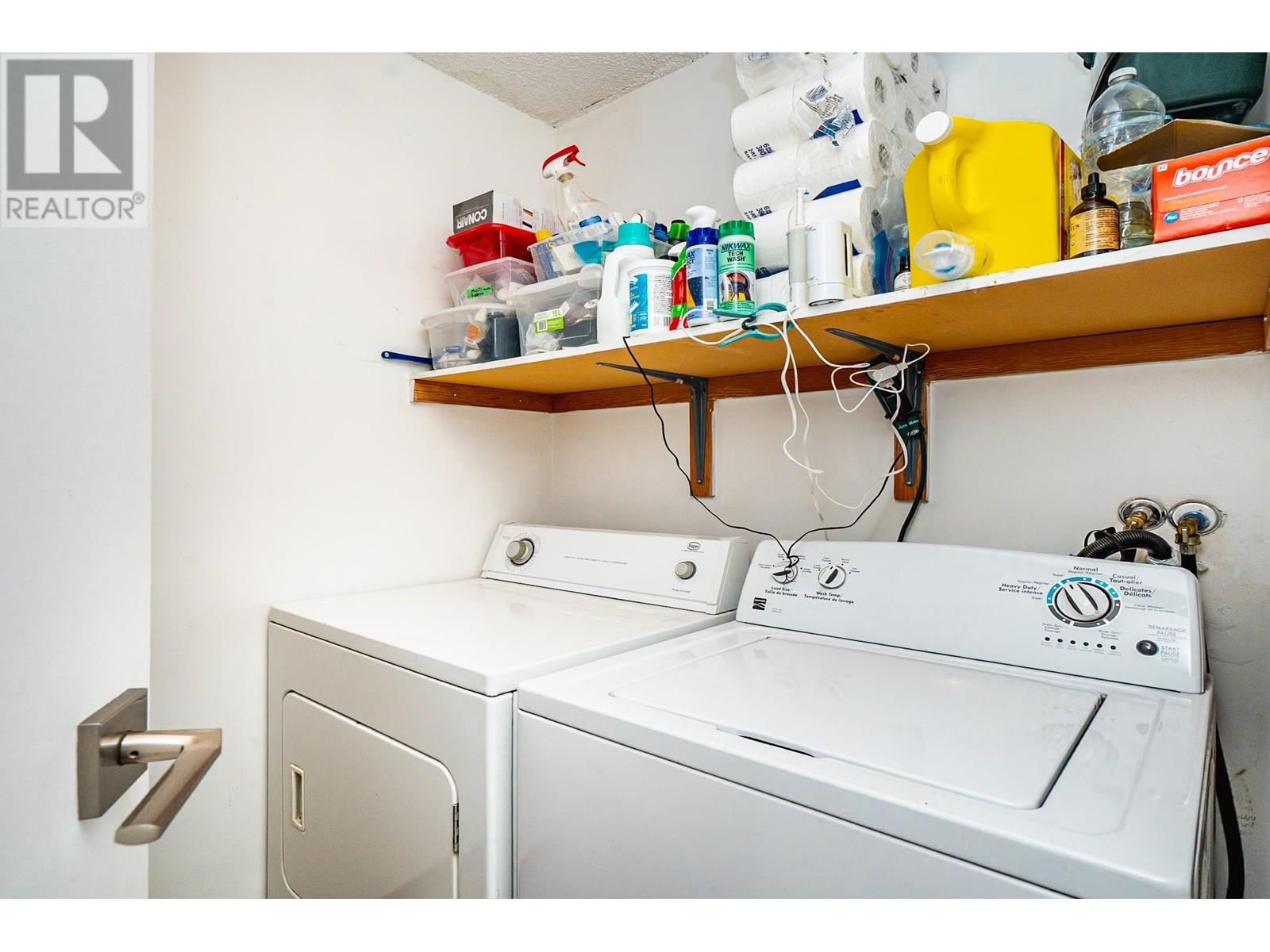 Photo 15 of 1204 4105 Maywood Street, Burnaby BC