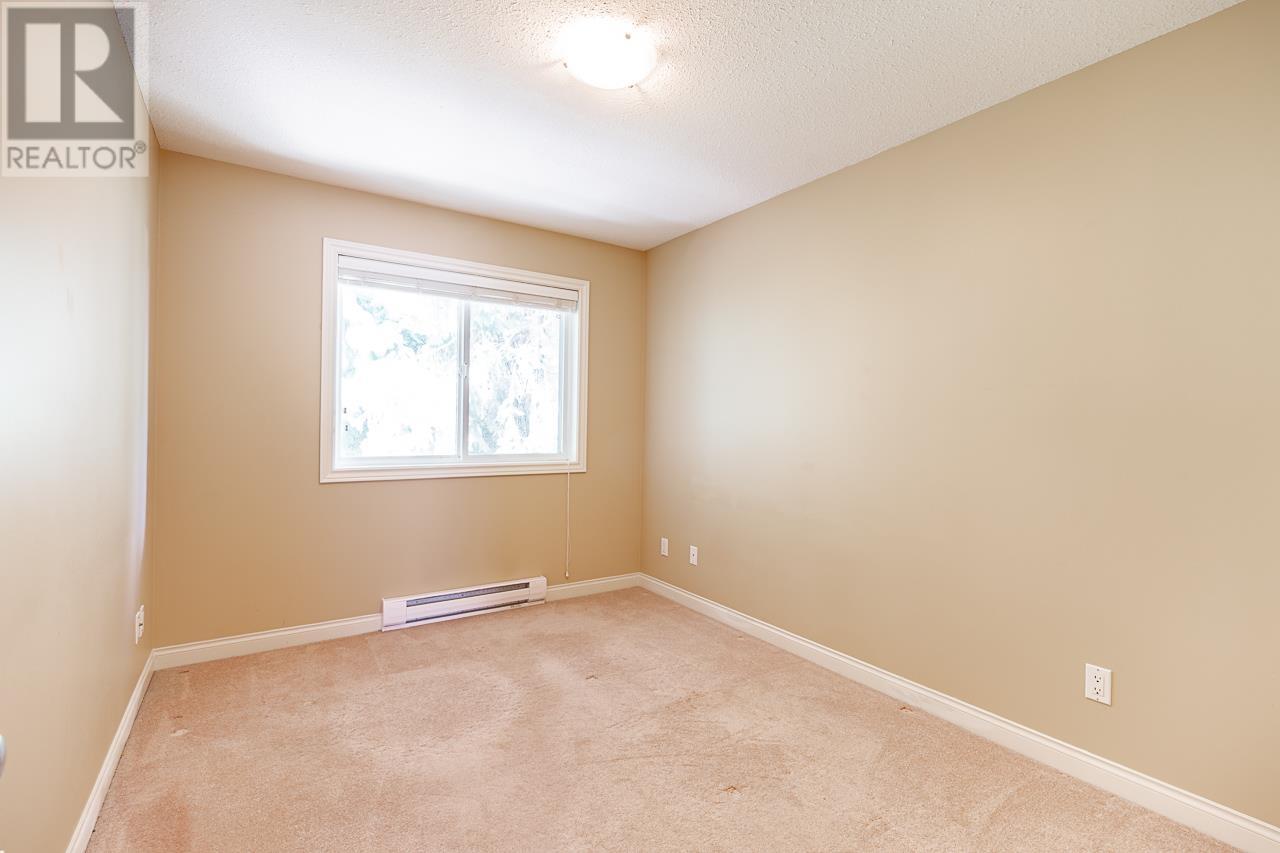 Photo 12 of 11 8311 No 2 Road, Richmond BC