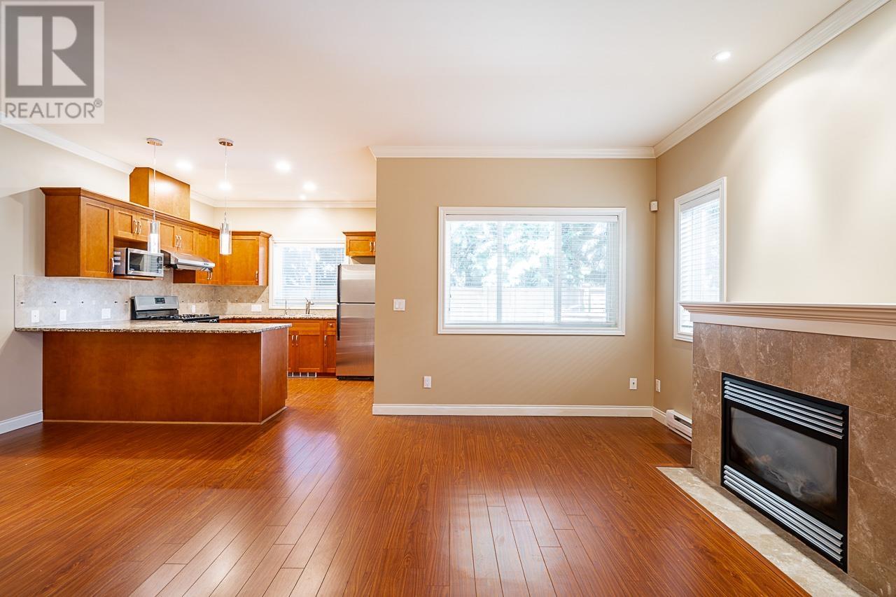 Photo 10 of 11 8311 No 2 Road, Richmond BC