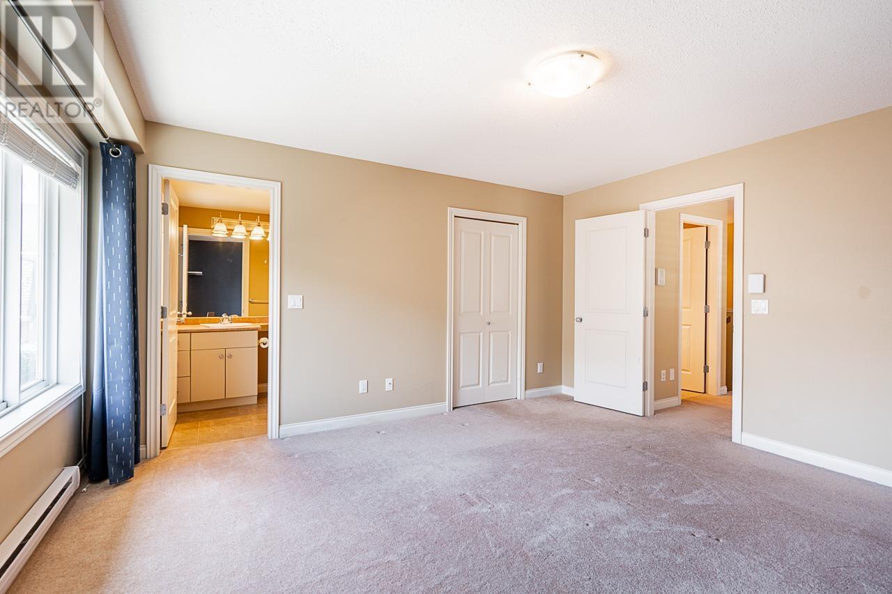 Photo 9 of 11 8311 No 2 Road, Richmond BC