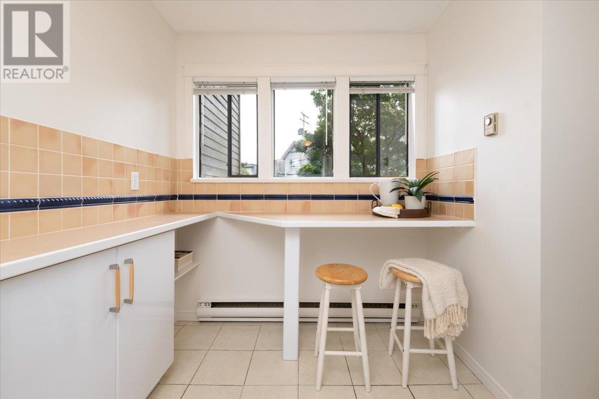 Photo 12 of 6 251 W 14th Street, North Vancouver BC