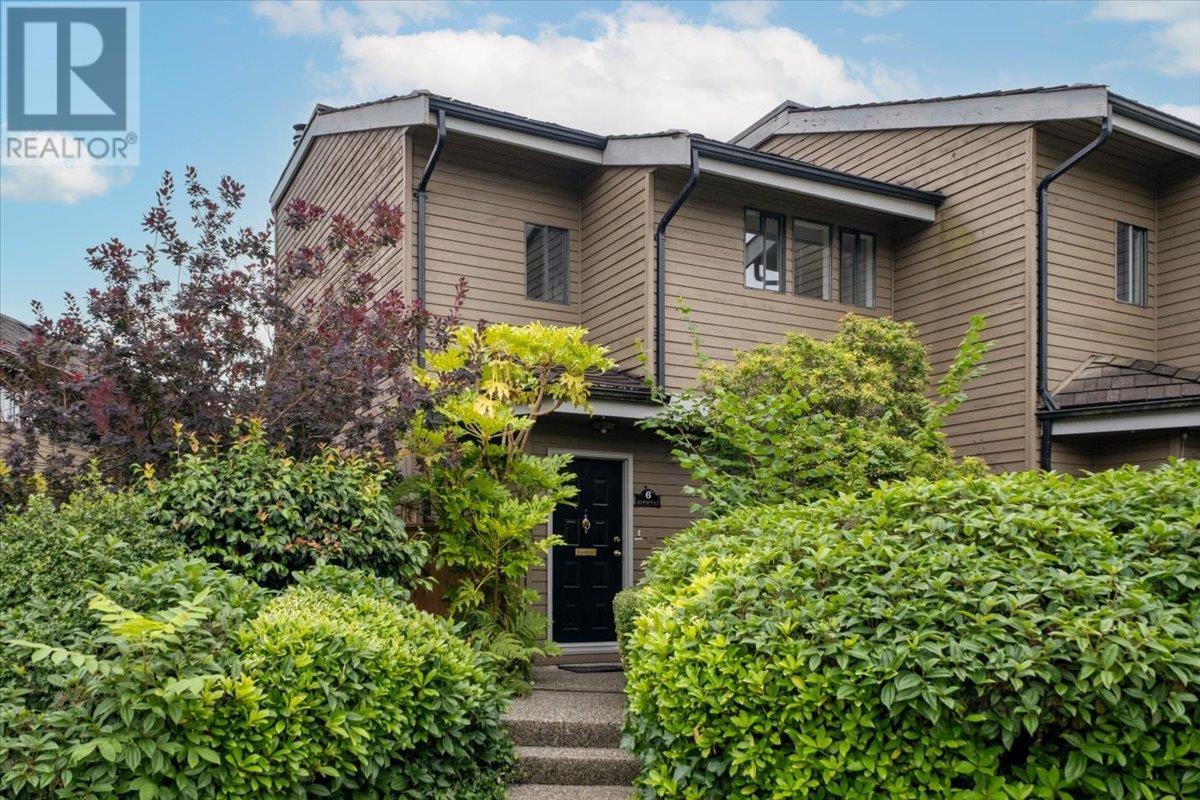 Photo 34 of 6 251 W 14th Street, North Vancouver BC