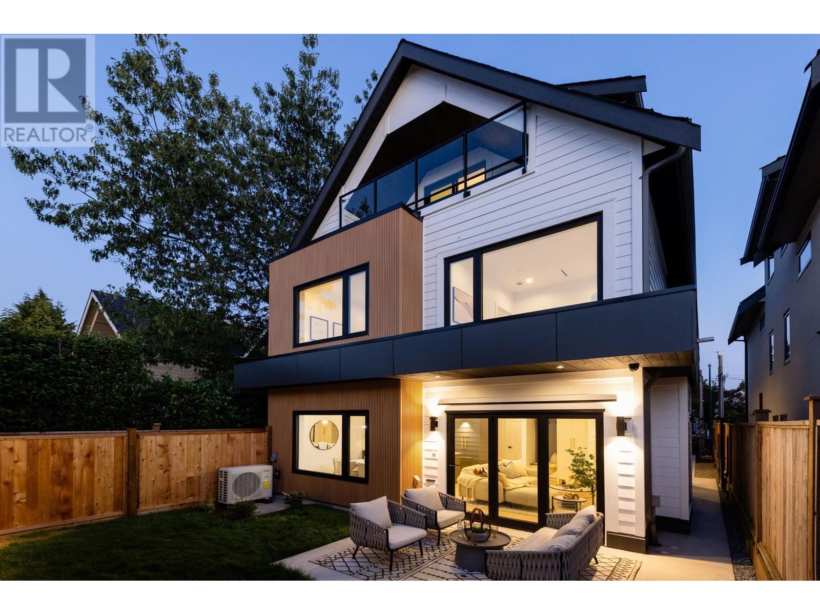 Photo 2 of 2 1079 E 14th Avenue, Vancouver BC