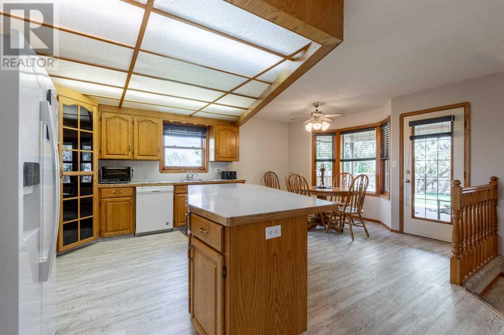 Photo 6 of 240 Harris Road, Taber AB