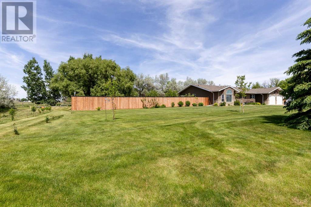 Photo 33 of 240 Harris Road, Taber AB