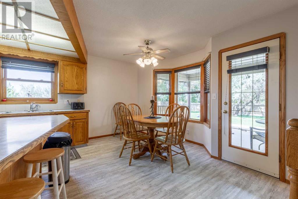 Photo 8 of 240 Harris Road, Taber AB
