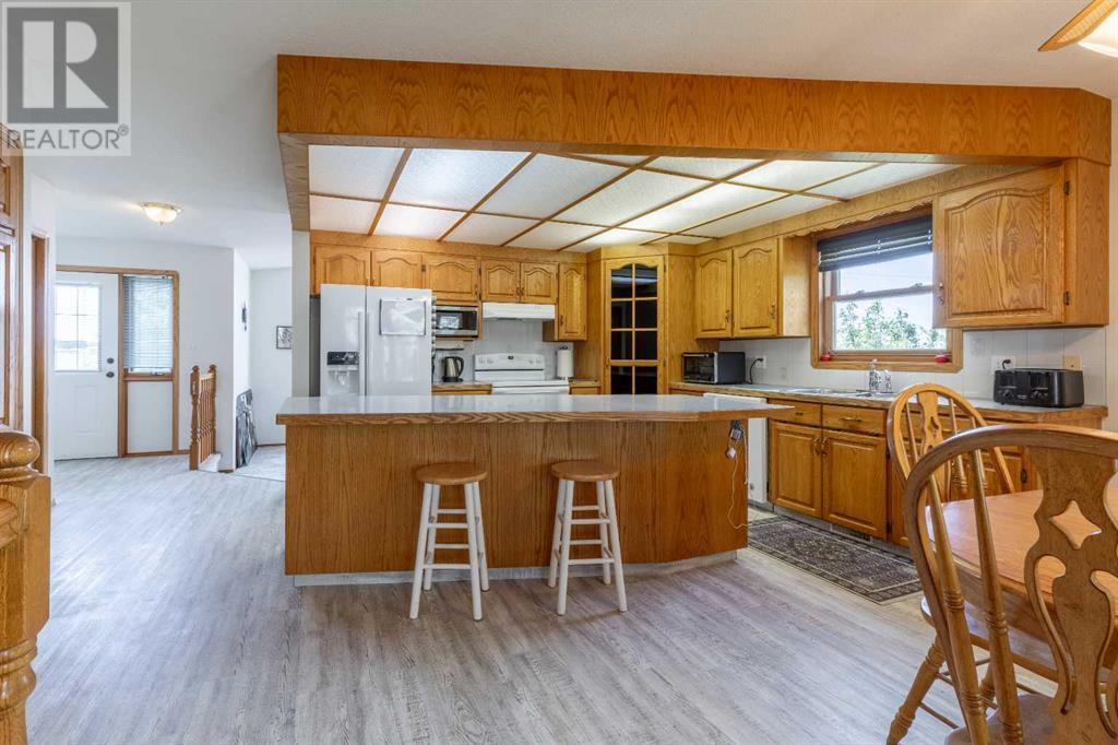 Photo 9 of 240 Harris Road, Taber AB
