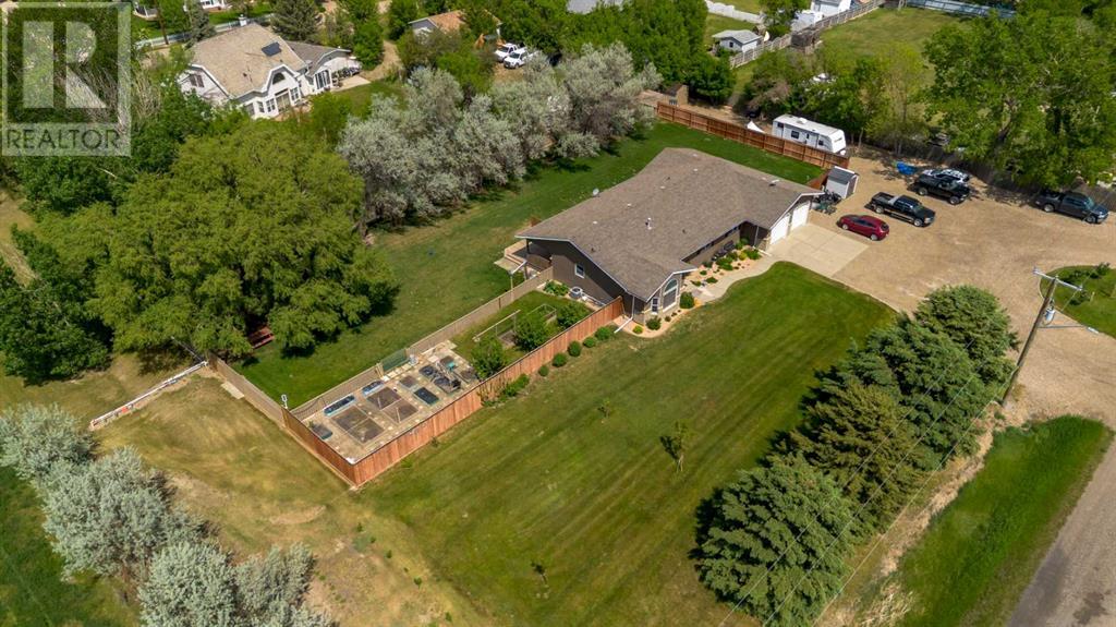 Photo 40 of 240 Harris Road, Taber AB