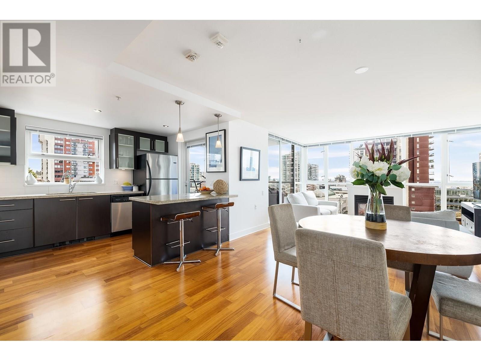 Photo 12 of 701 121 W 16th Street, North Vancouver BC