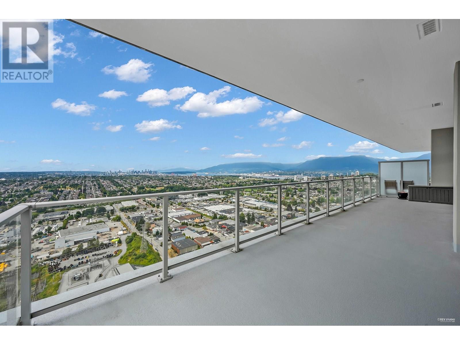 Photo 14 of 4602 1888 Gilmore Avenue, Burnaby BC
