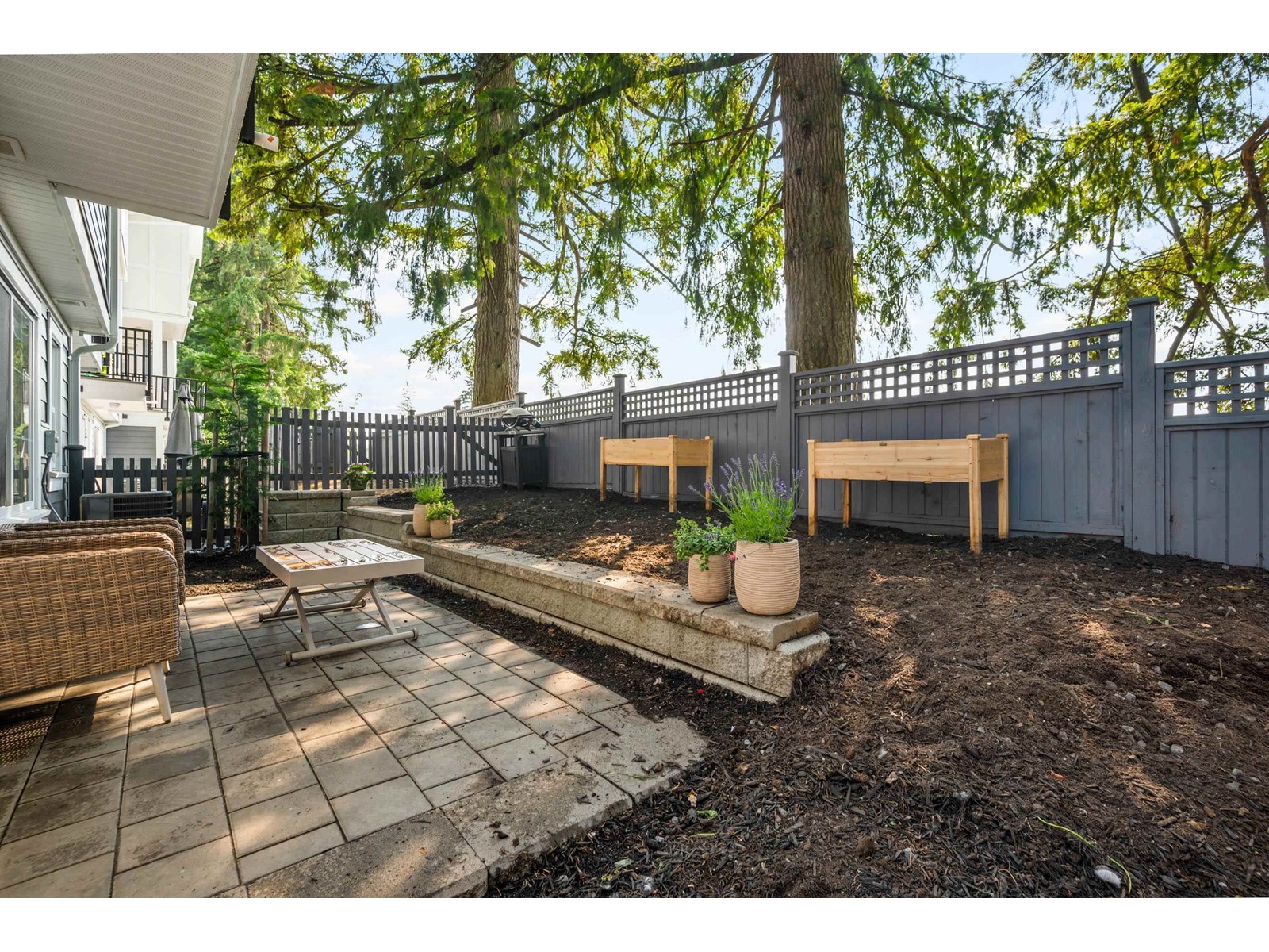 Photo 15 of 37 20321 80 Avenue, Langley BC