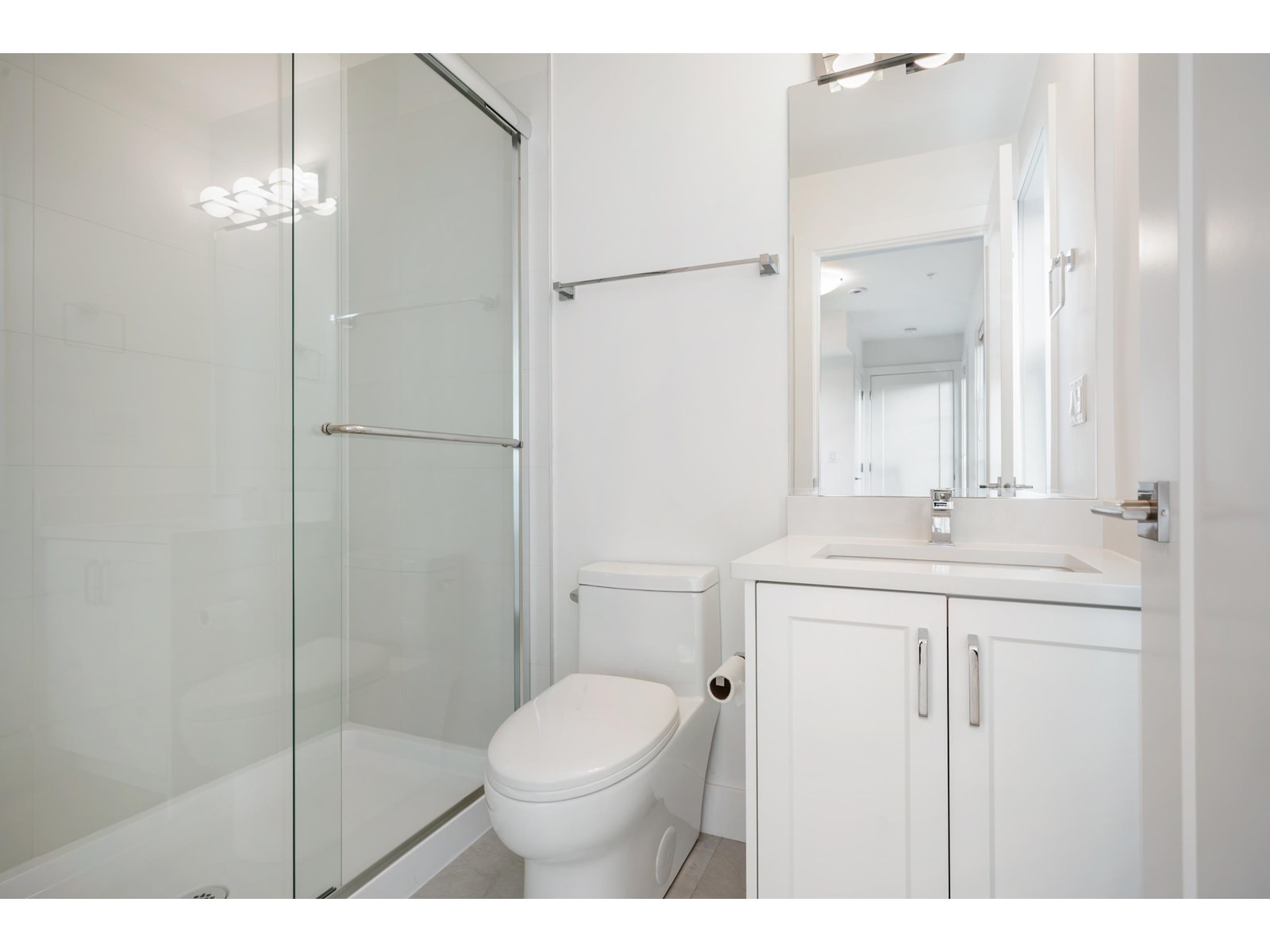 Photo 18 of 37 20321 80 Avenue, Langley BC