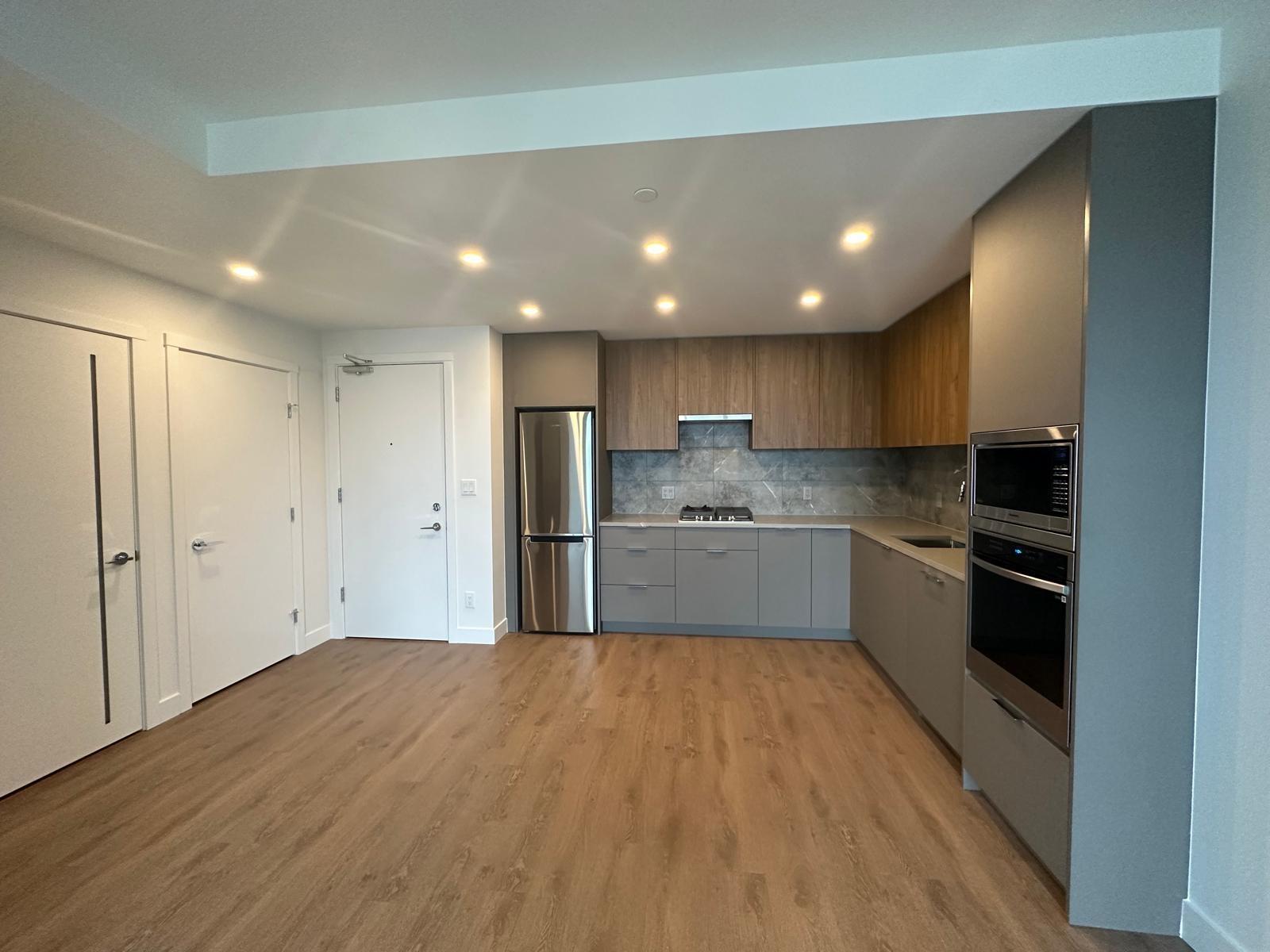 Photo 5 of 2401 13359 Old Yale Road, Surrey BC