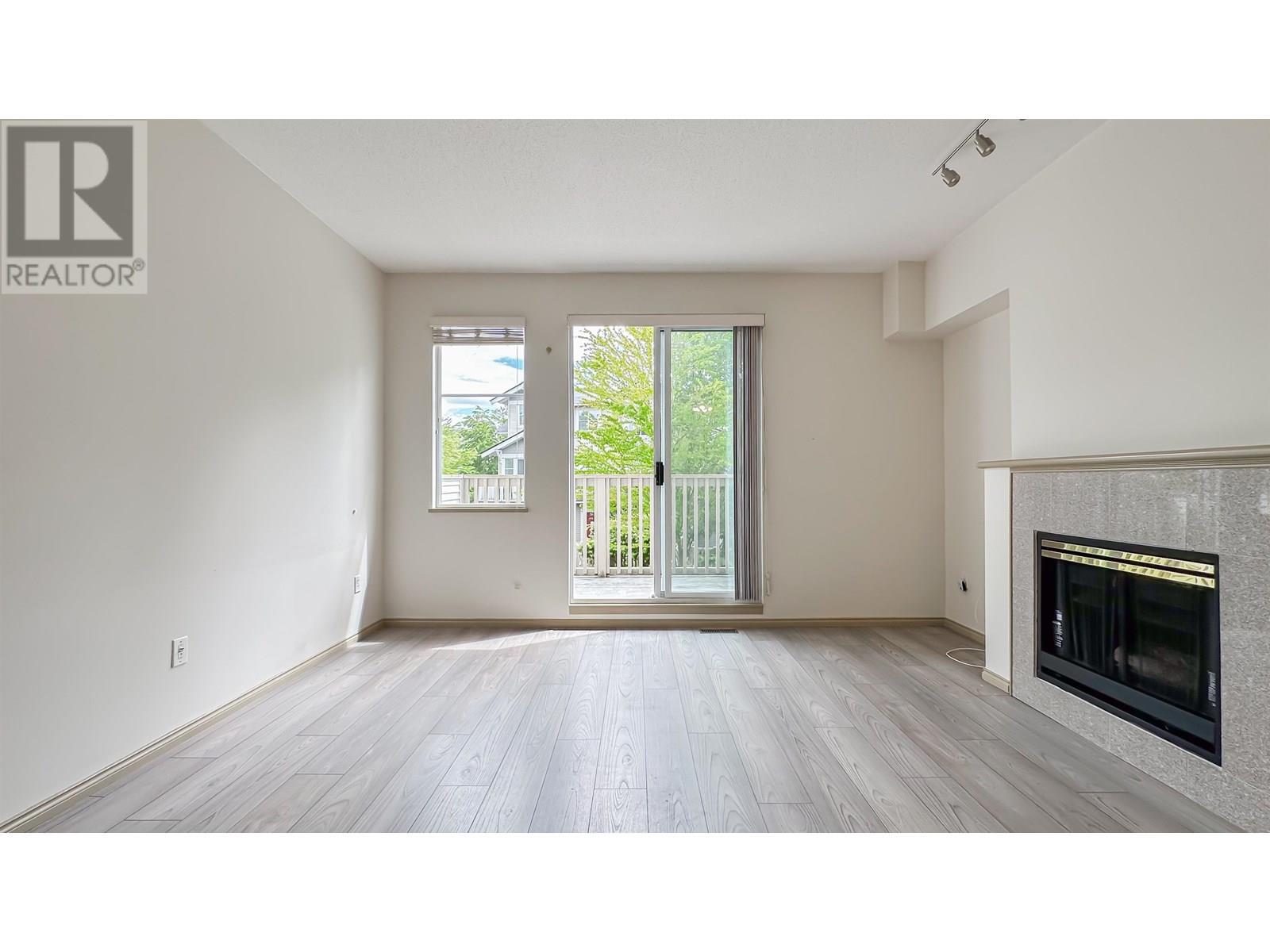Photo 4 of 91 6588 Barnard Drive, Richmond BC
