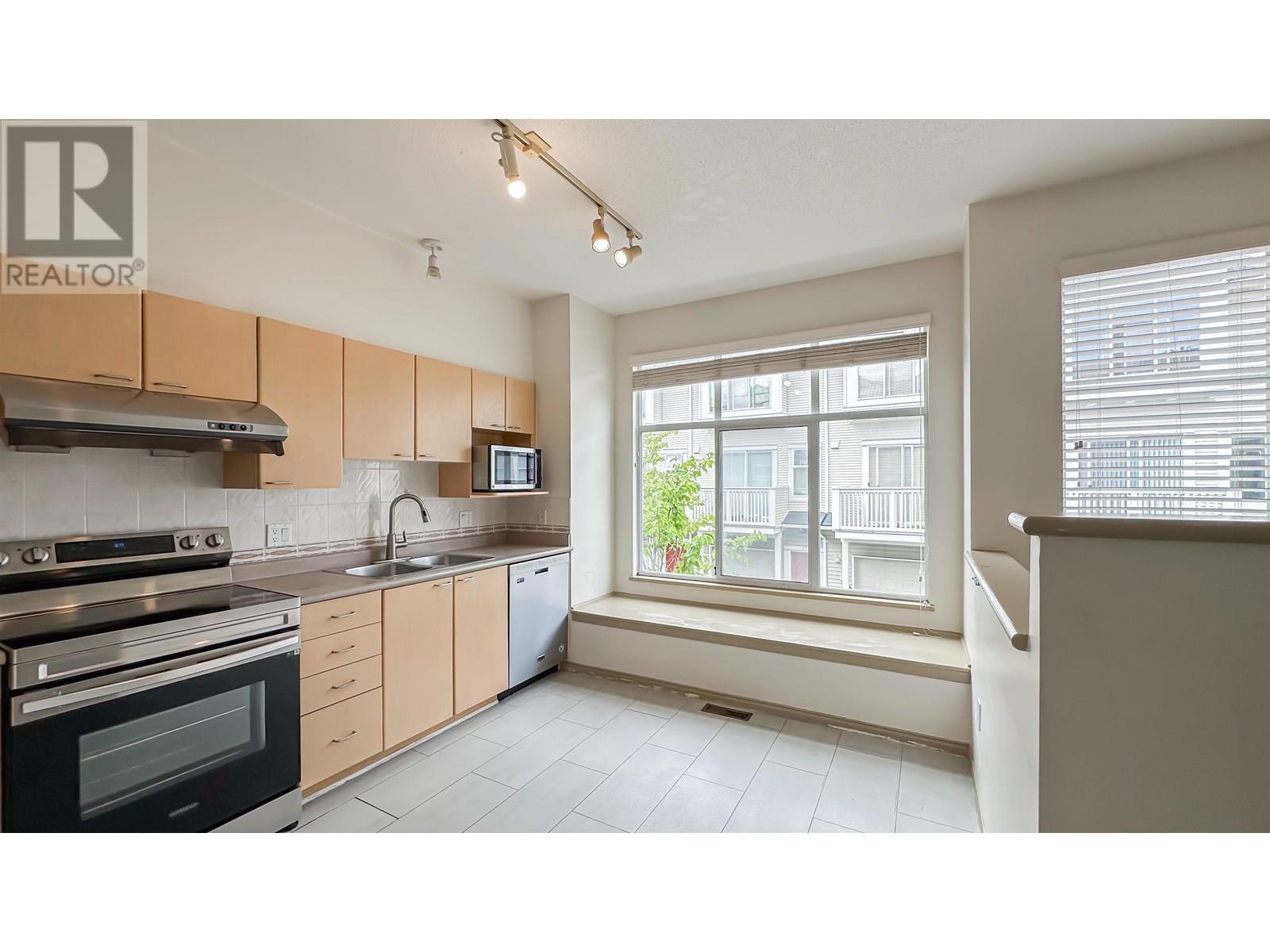 Photo 10 of 91 6588 Barnard Drive, Richmond BC