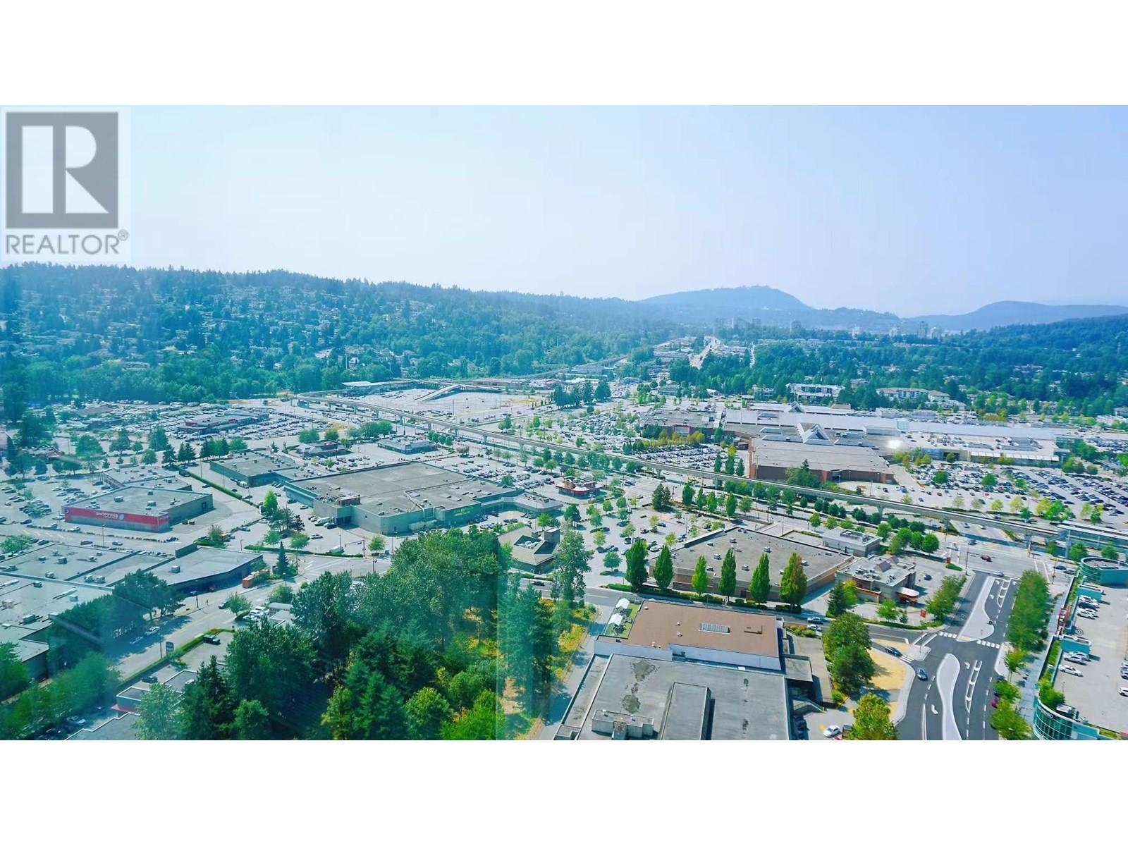 Photo 10 of 3906 3080 Lincoln Avenue, Coquitlam BC