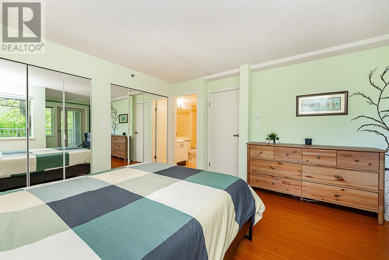 Photo 30 of 25 7345 Sandborne Avenue, Burnaby BC