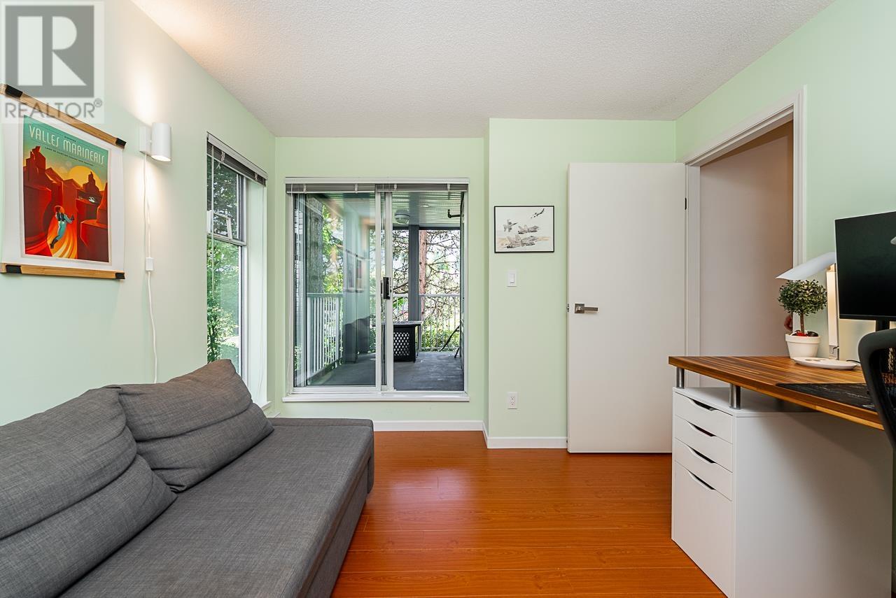 Photo 4 of 25 7345 Sandborne Avenue, Burnaby BC