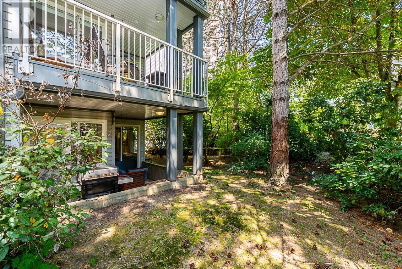 Photo 18 of 25 7345 Sandborne Avenue, Burnaby BC