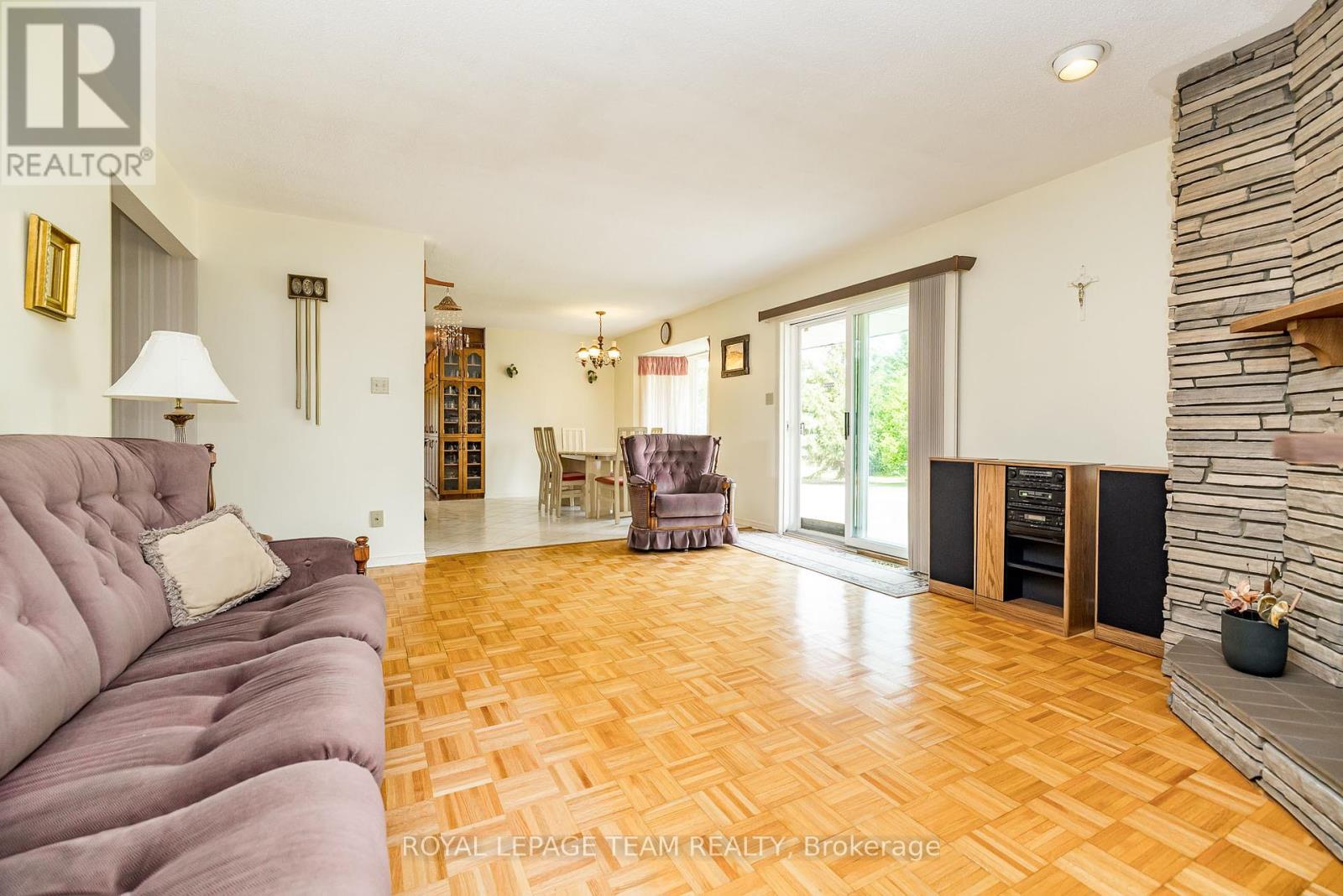 Photo 6 of 634 David Manchester Road, Ottawa ON