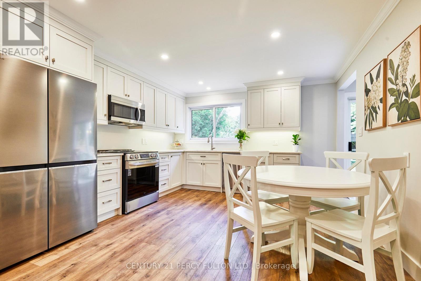 Photo 40 of 613 Alma Street, Scugog ON