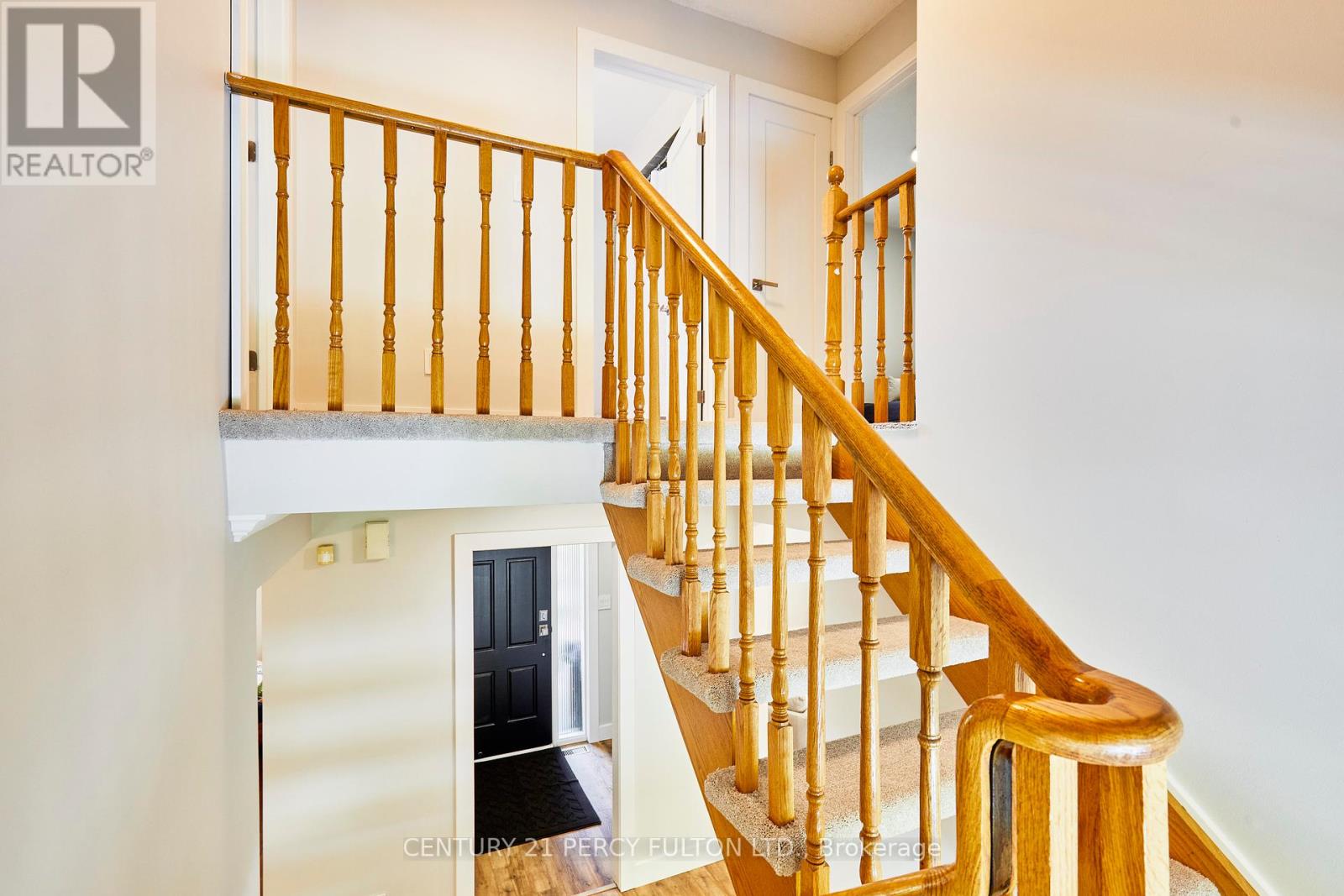 Photo 18 of 613 Alma Street, Scugog ON