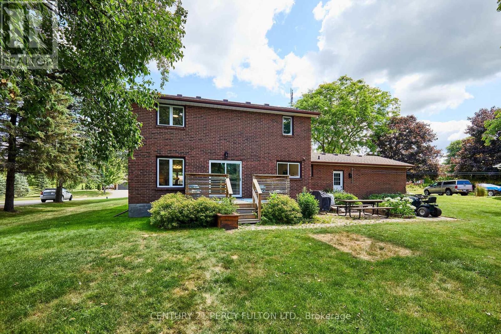 Photo 27 of 613 Alma Street, Scugog ON