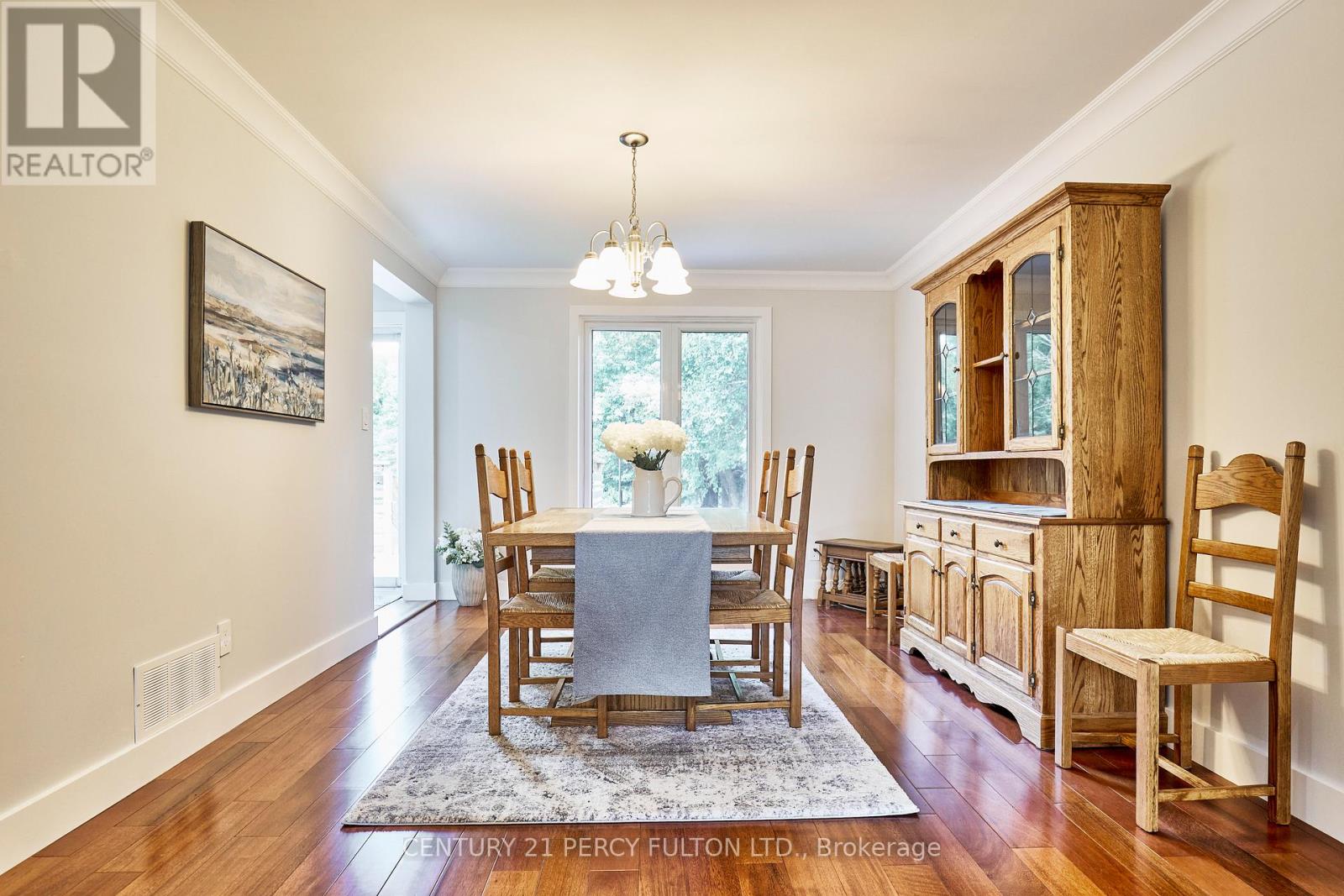 Photo 11 of 613 Alma Street, Scugog ON