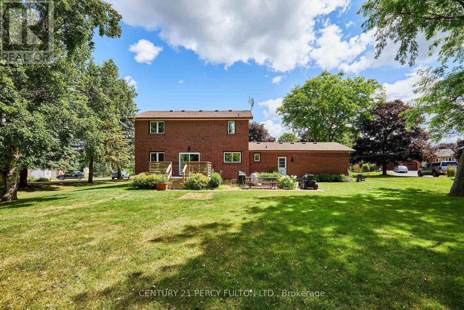 Photo 42 of 613 Alma Street, Scugog ON