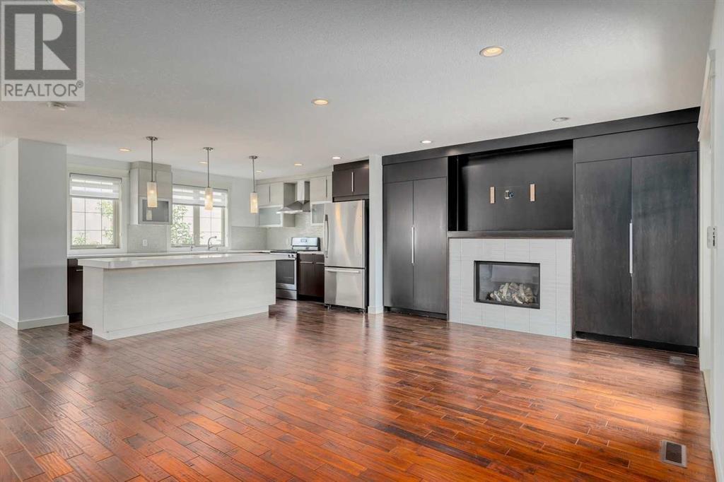 Single Family House for Sale in   Avenue SW Killarney/Glengarry Calgary 