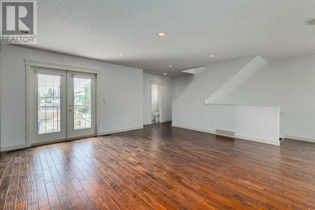 Single Family House for Sale in   Avenue SW Killarney/Glengarry Calgary 