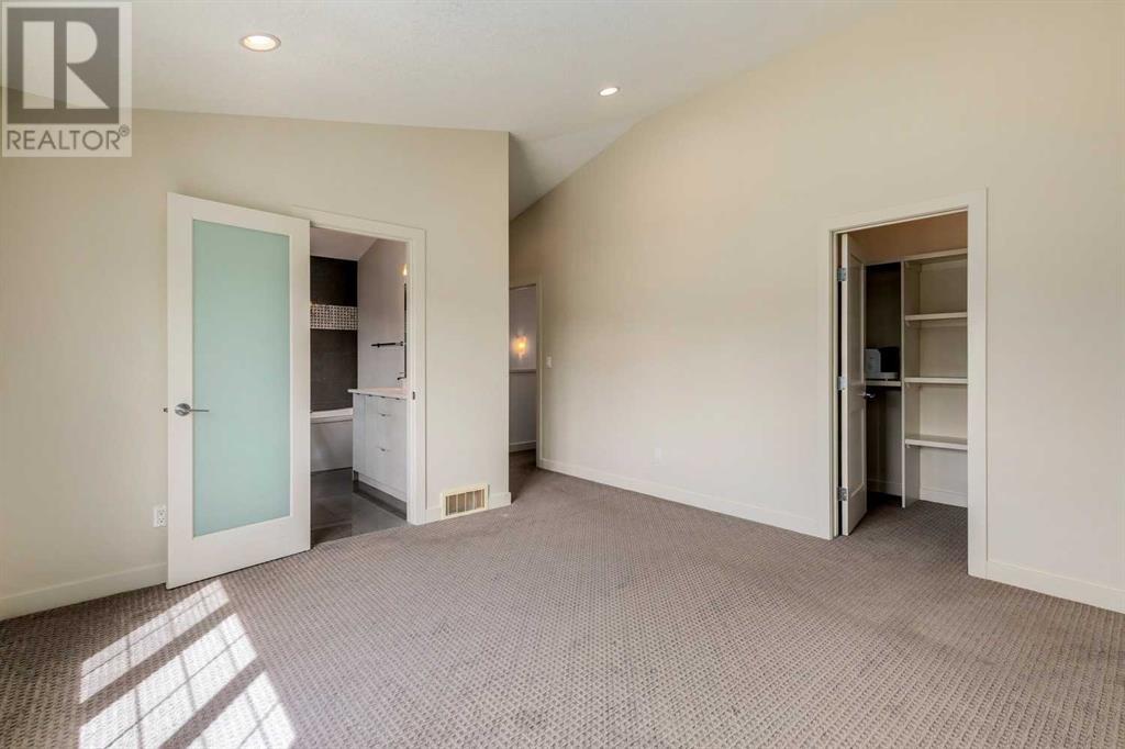 Single Family House for Sale in   Avenue SW Killarney/Glengarry Calgary 