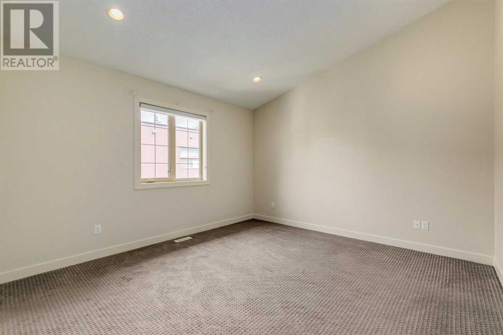 Single Family House for Sale in   Avenue SW Killarney/Glengarry Calgary 