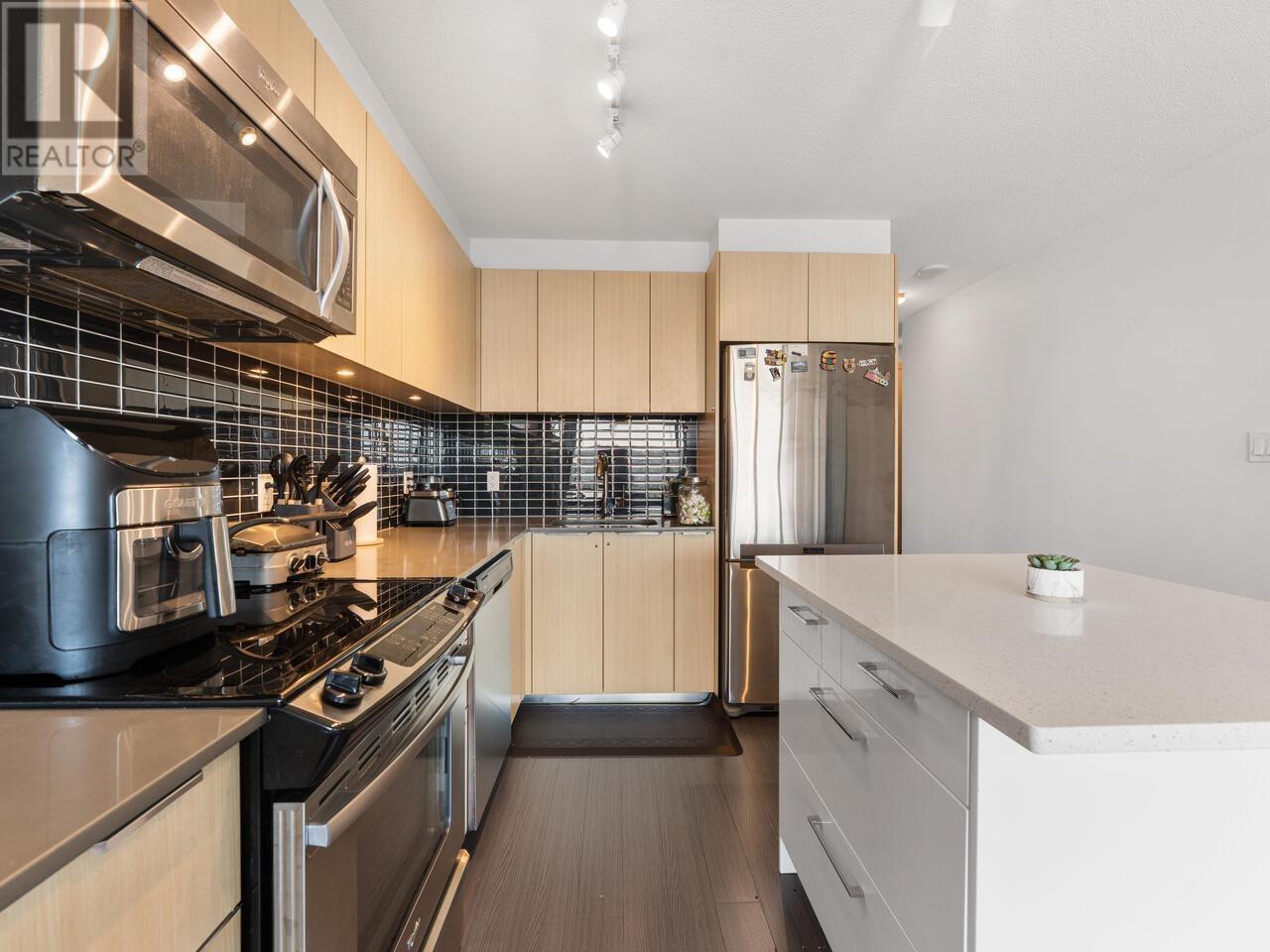 Photo 16 of 1212 1325 Rolston Street, Vancouver BC