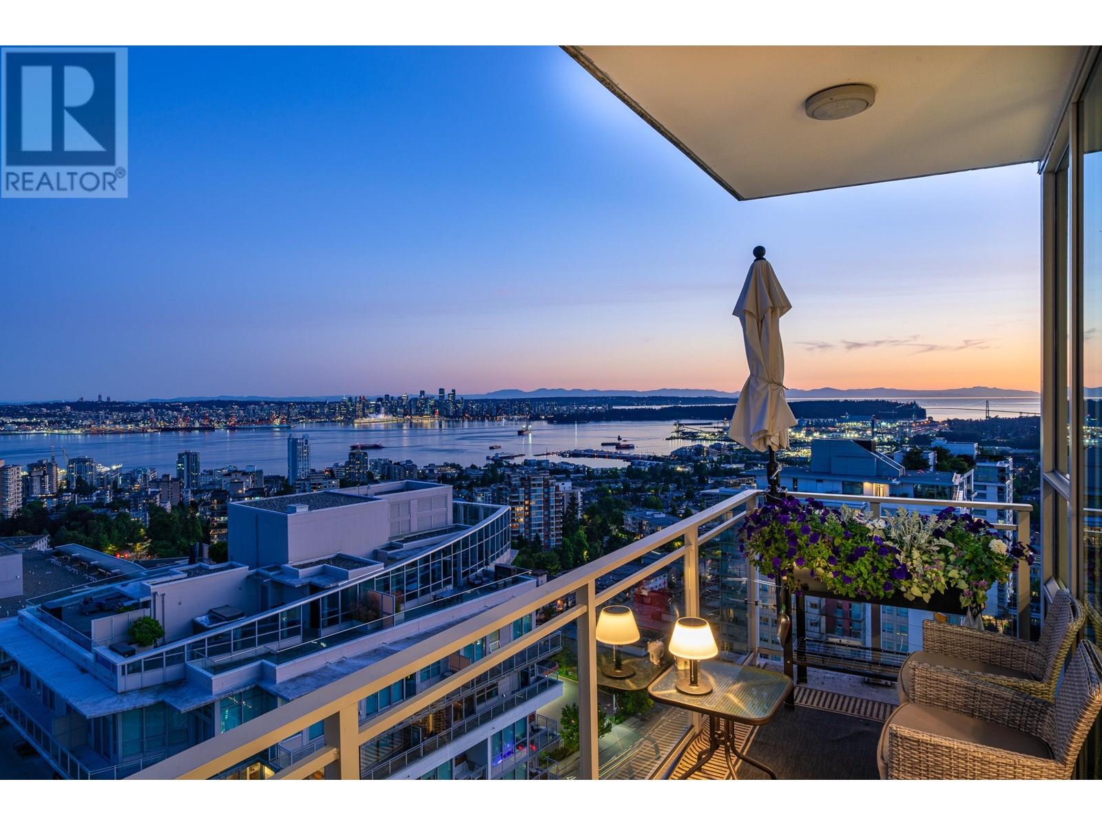 2302 125 E 14TH STREET, North Vancouver