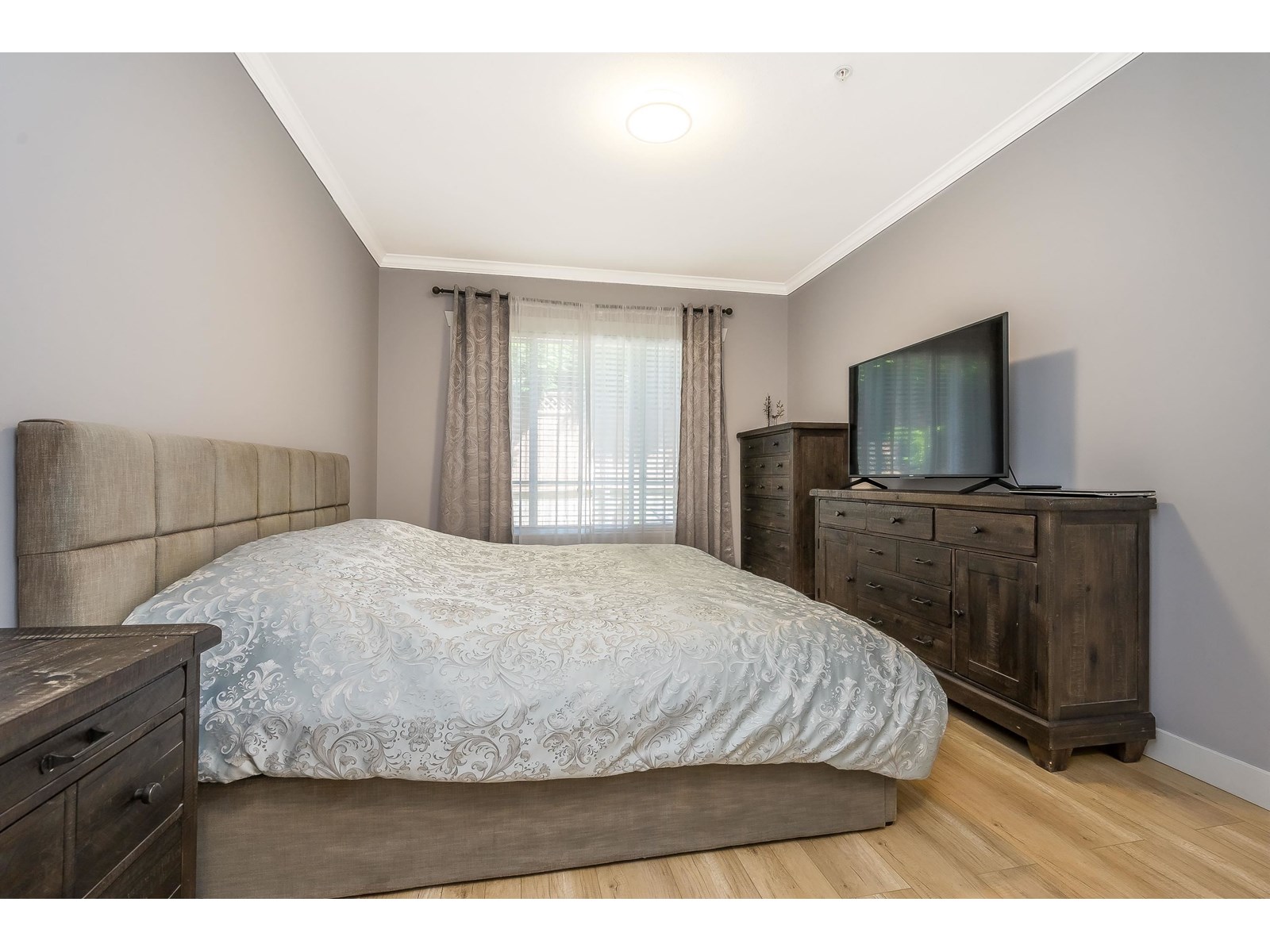 Photo 8 of 30 19977 71 Avenue, Langley BC